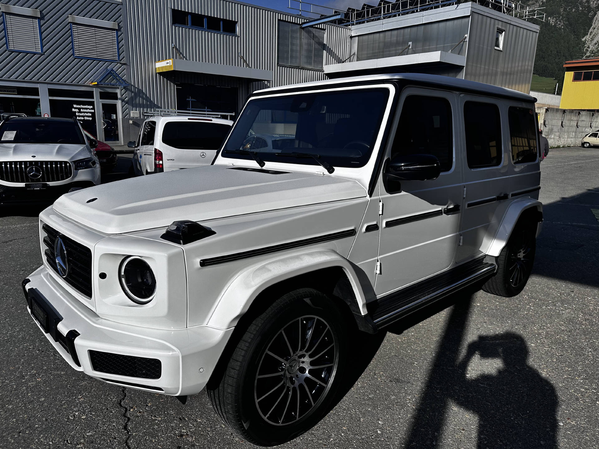 MERCEDES-BENZ G 400 d AMG Line-image-4