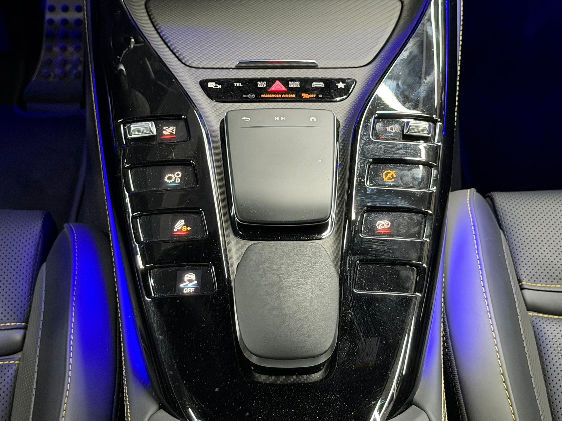 MERCEDES-BENZ AMG GT 4 63 S 4Matic+ AMG Sondermodell 2 Speedshift MCT-image-10