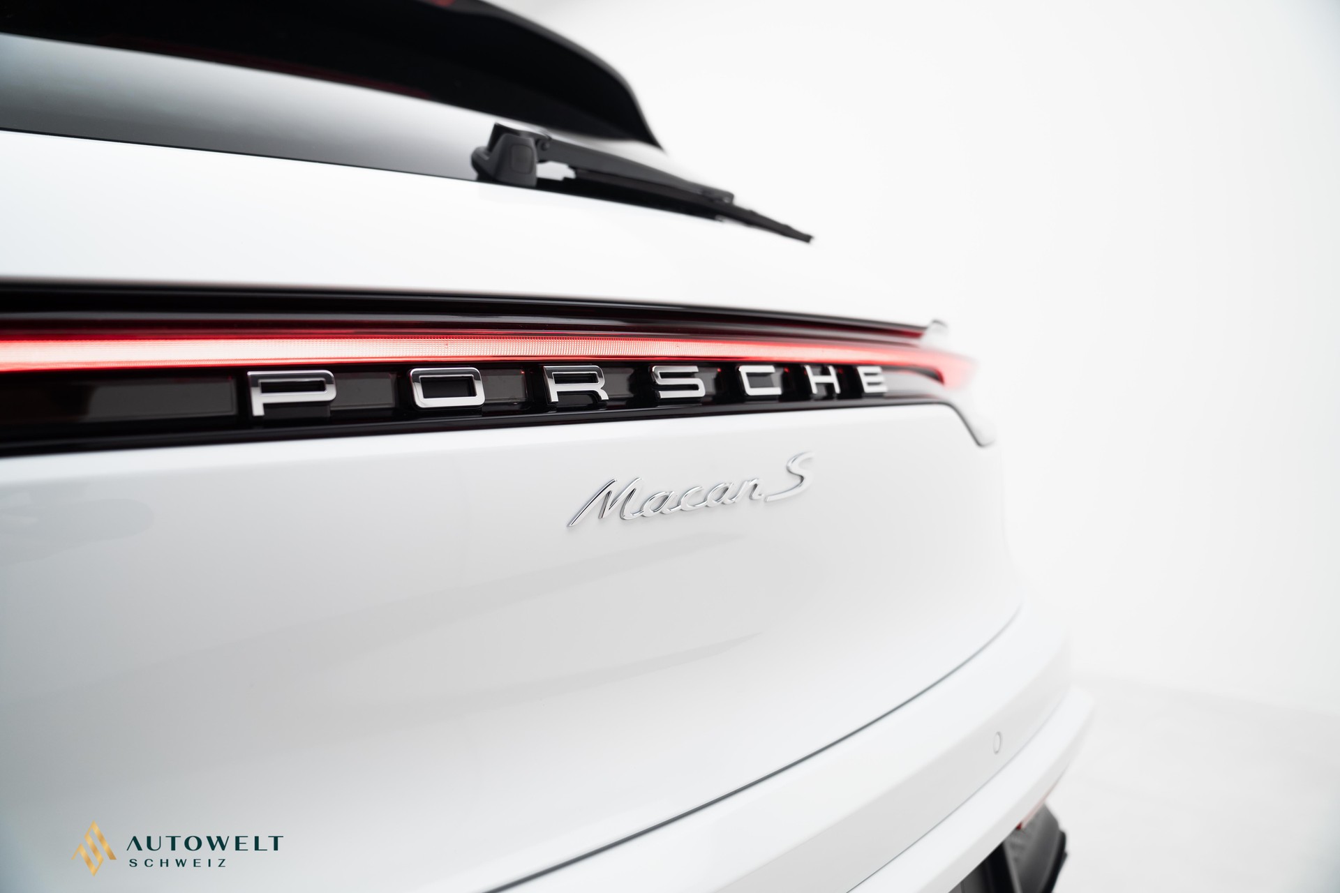 PORSCHE Macan S PDK-image-13