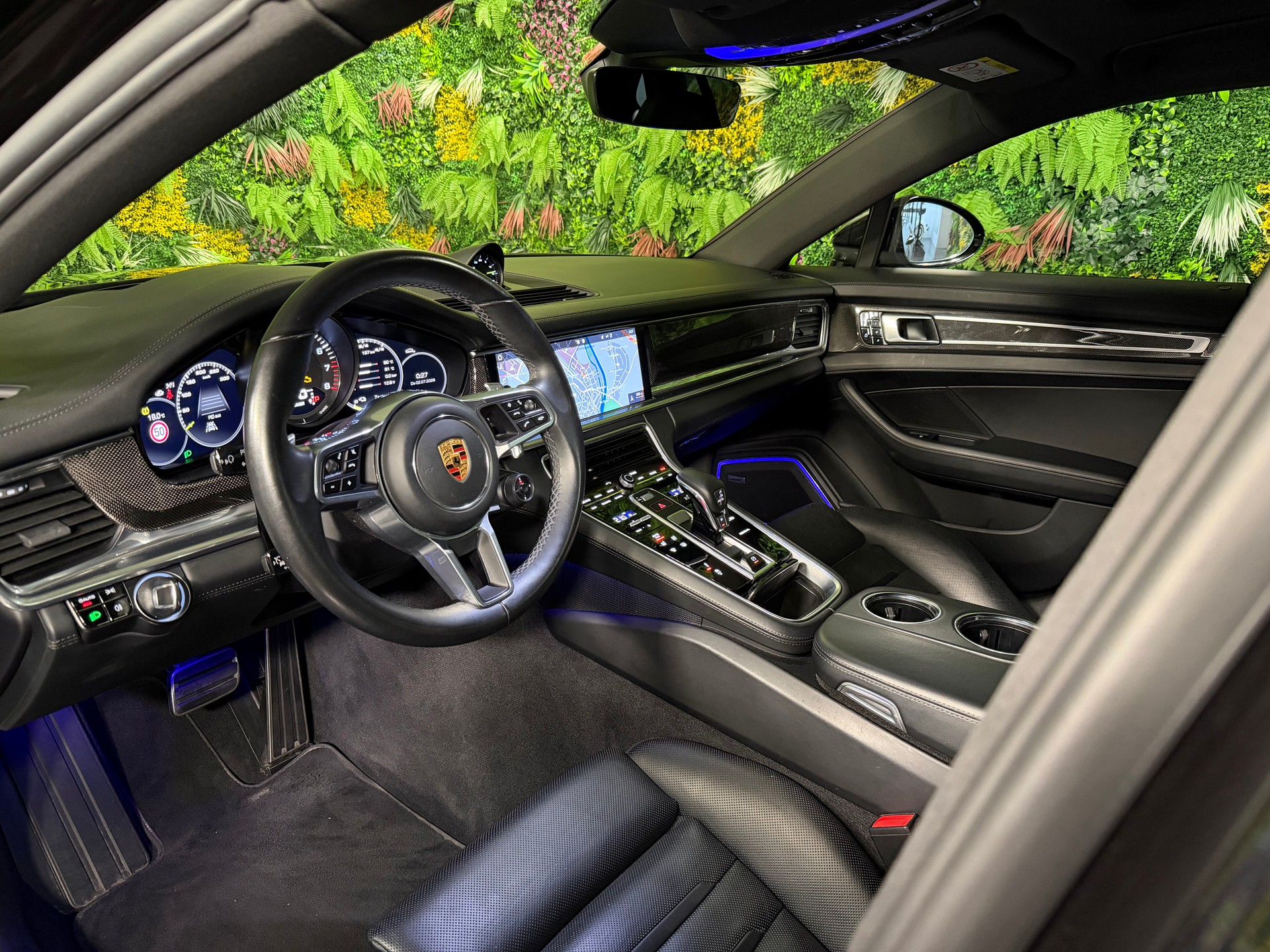 PORSCHE Panamera 4 E-Hybrid Sport Turismo PDK-image-7