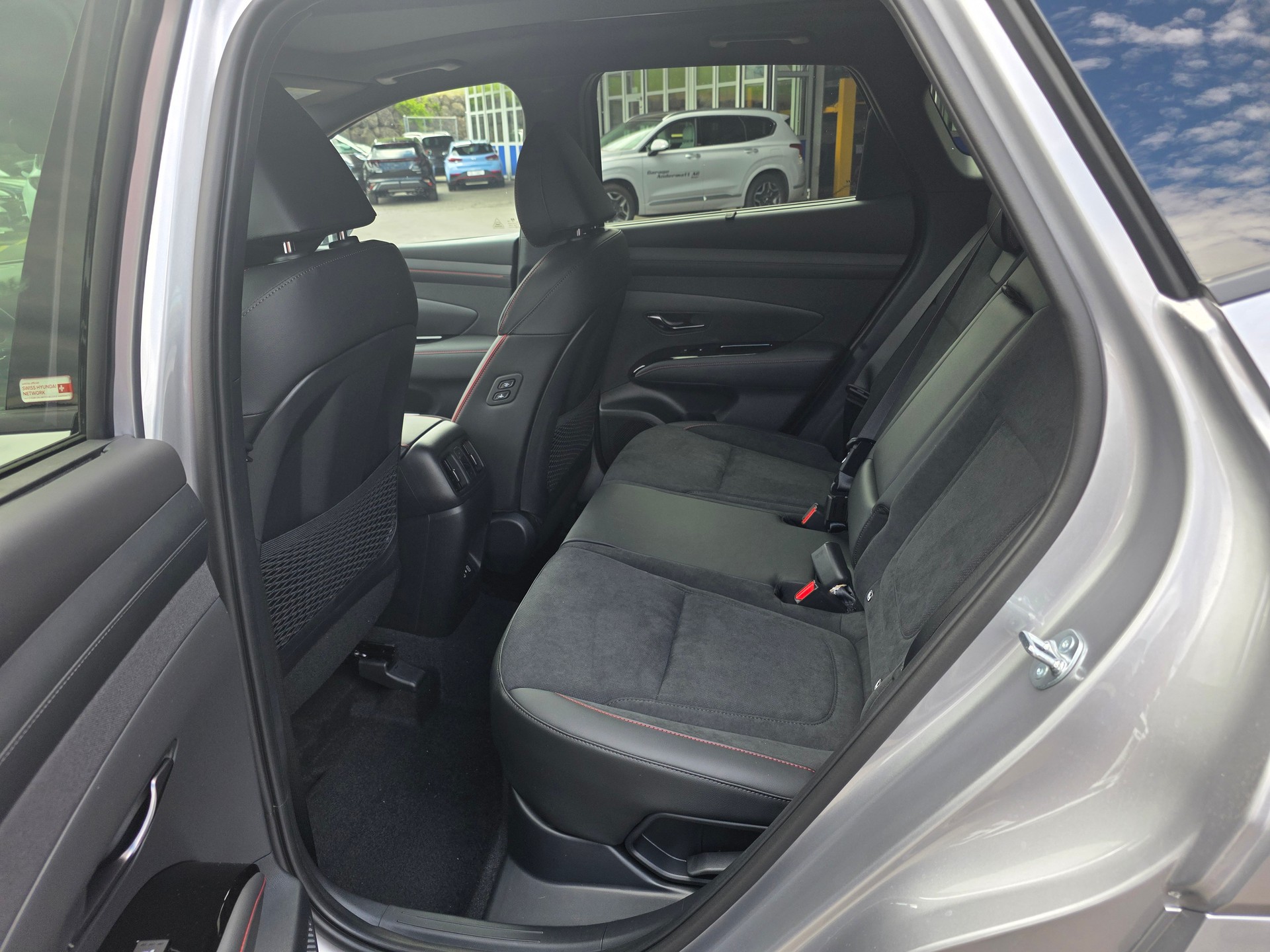 HYUNDAI Tucson 1.6 TGDI HEV N-Line 4WD-image-10