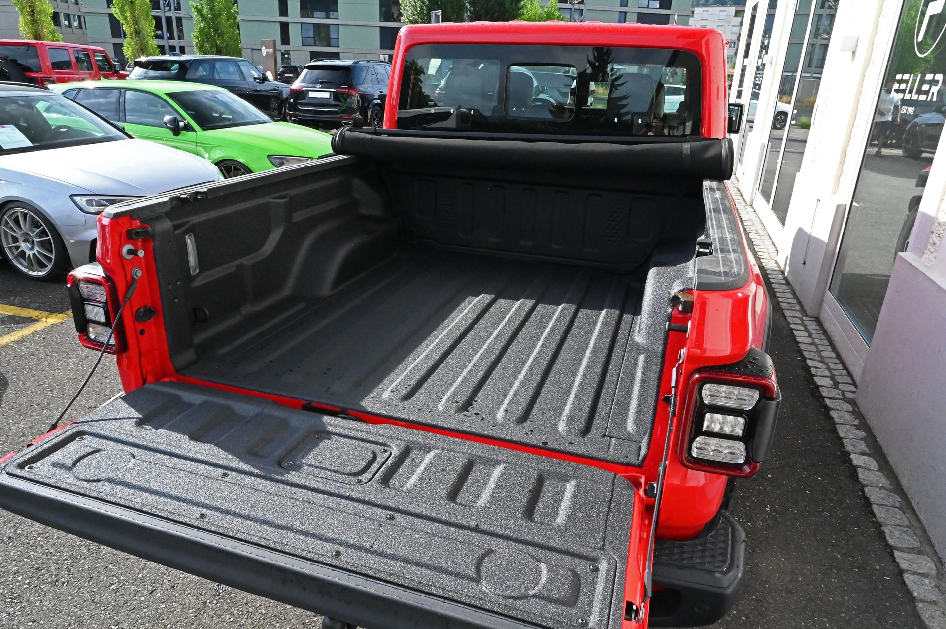 JEEP Gladiator 3.6 Sand Runner AWD-image-11