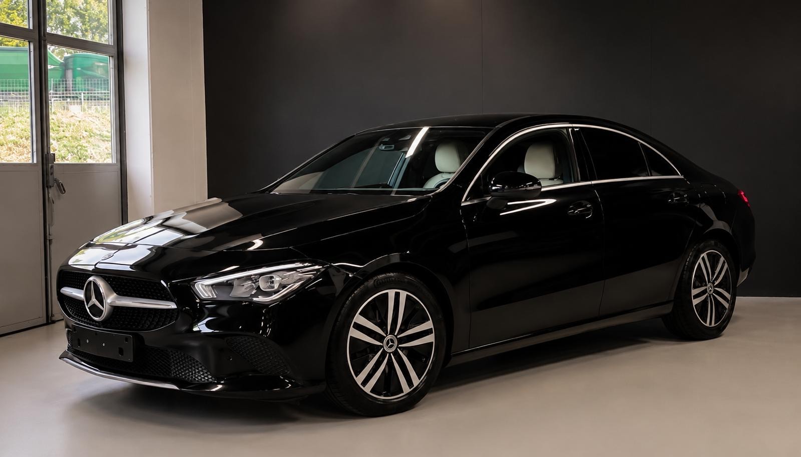 MERCEDES-BENZ CLA 200 | Apple CarPlay | Digital Cockpit | Luxus Interieur-image-5