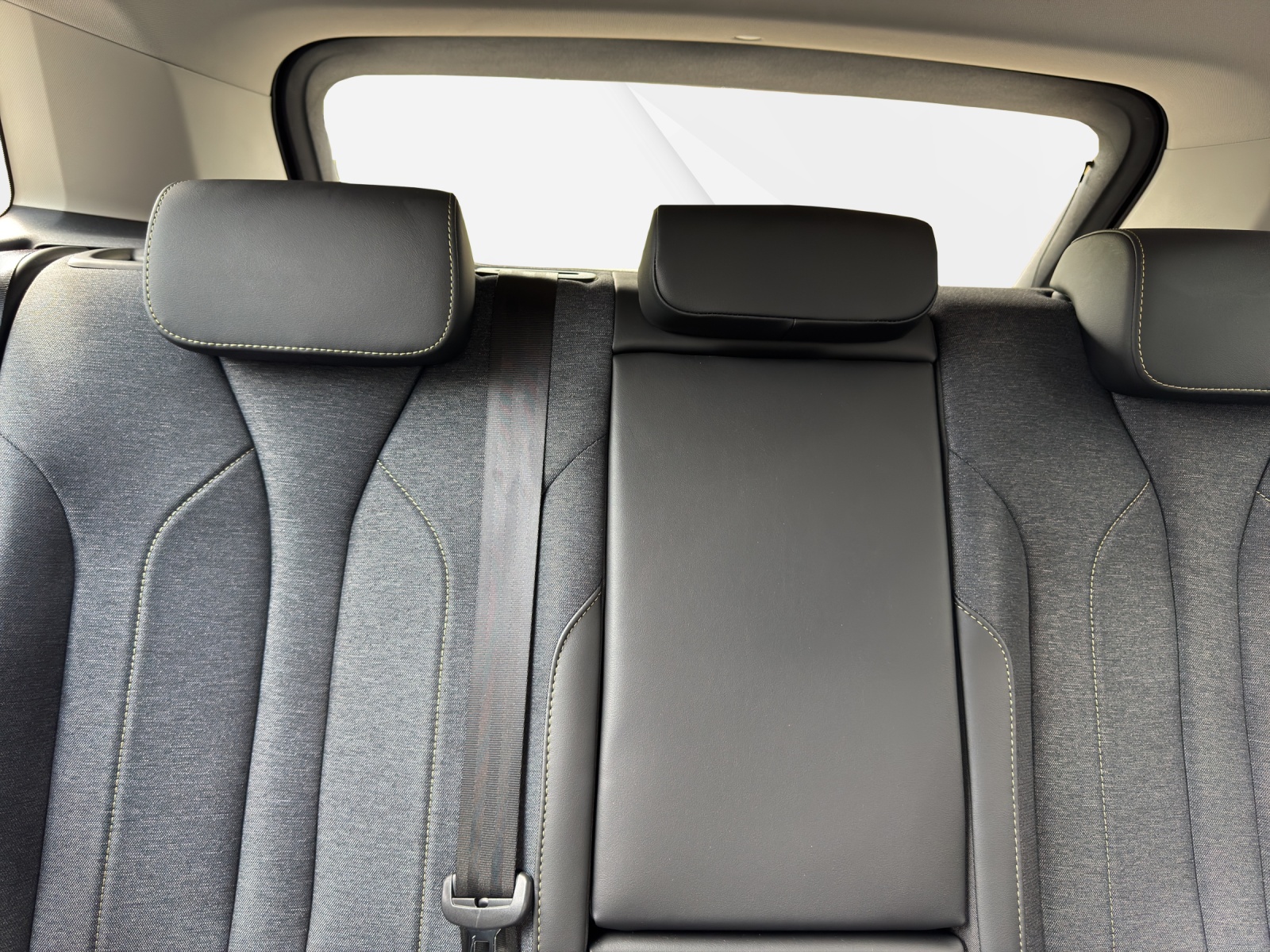 SKODA Elroq 85-image-12