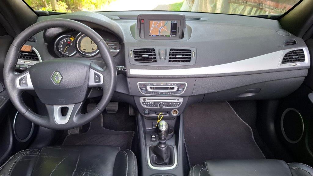 RENAULT Mégane CC 1.4 16V Turbo Floride-image-13
