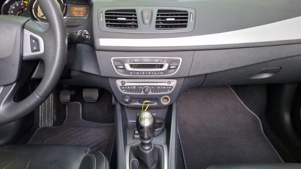 RENAULT Mégane CC 1.4 16V Turbo Floride-image-15