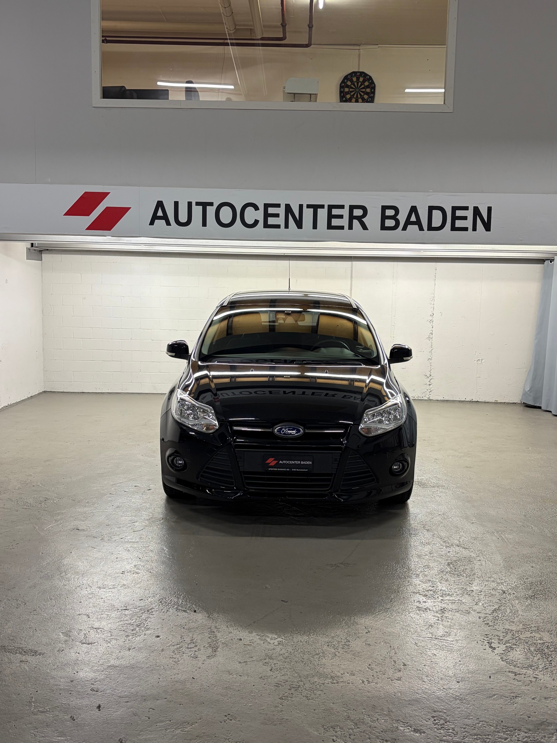 FORD Focus 1.0 SCTi Titanium-showroom-element-1