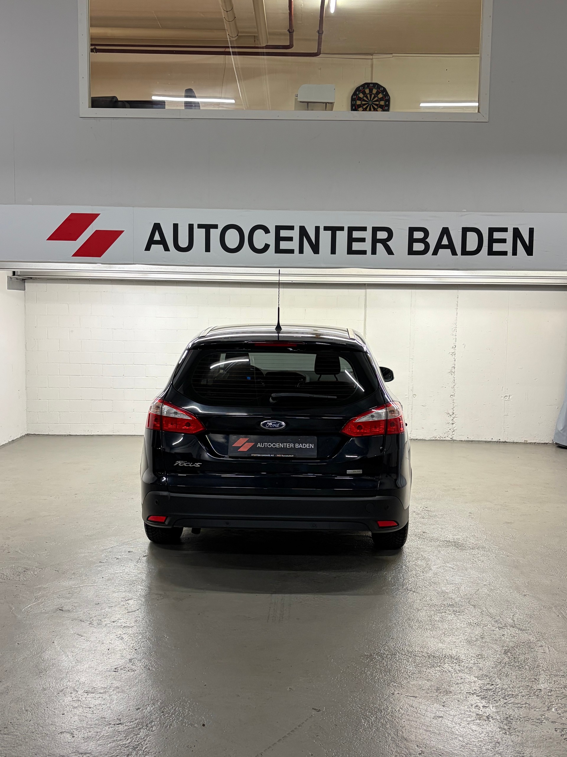 FORD Focus 1.0 SCTi Titanium-image-4