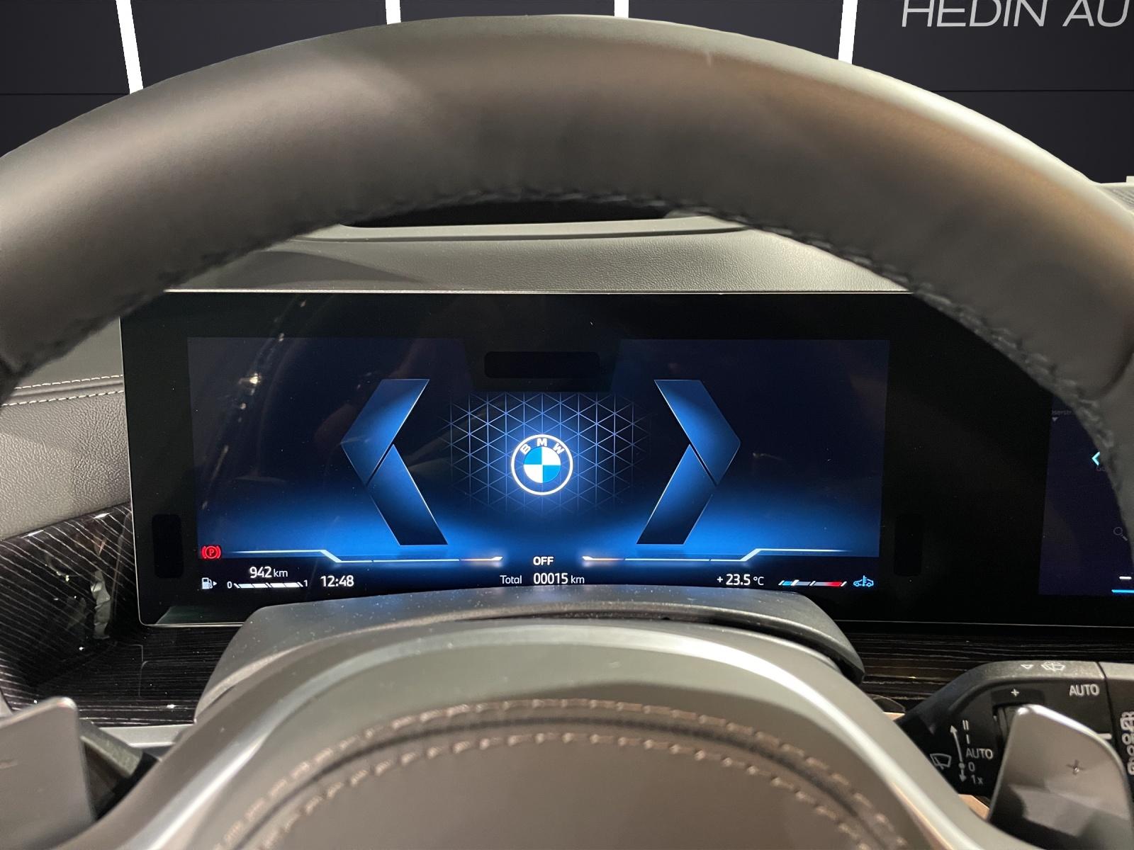 BMW X7 40i xDrive SAG-image-10