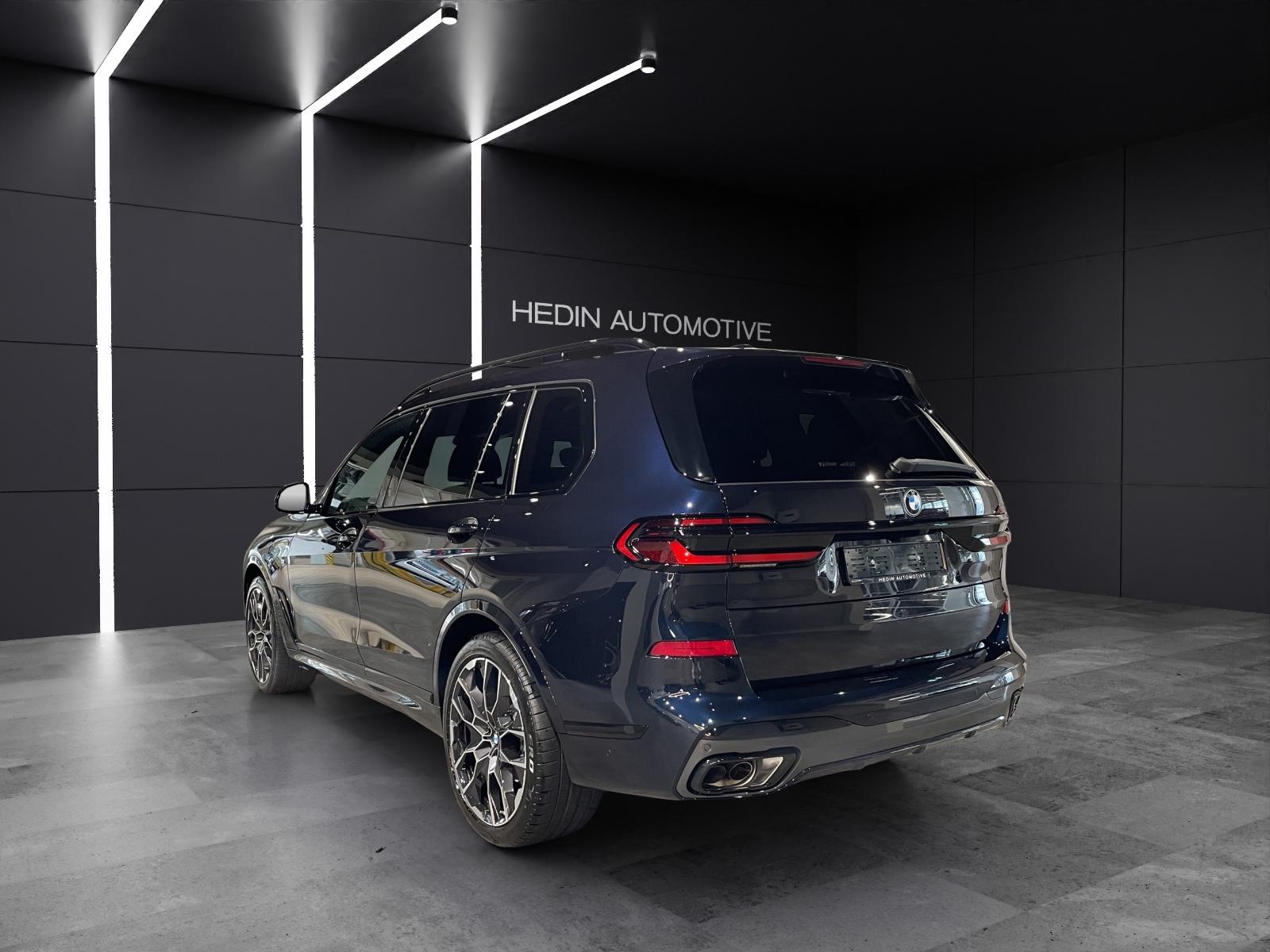 BMW X7 40i xDrive SAG-showroom-element-3