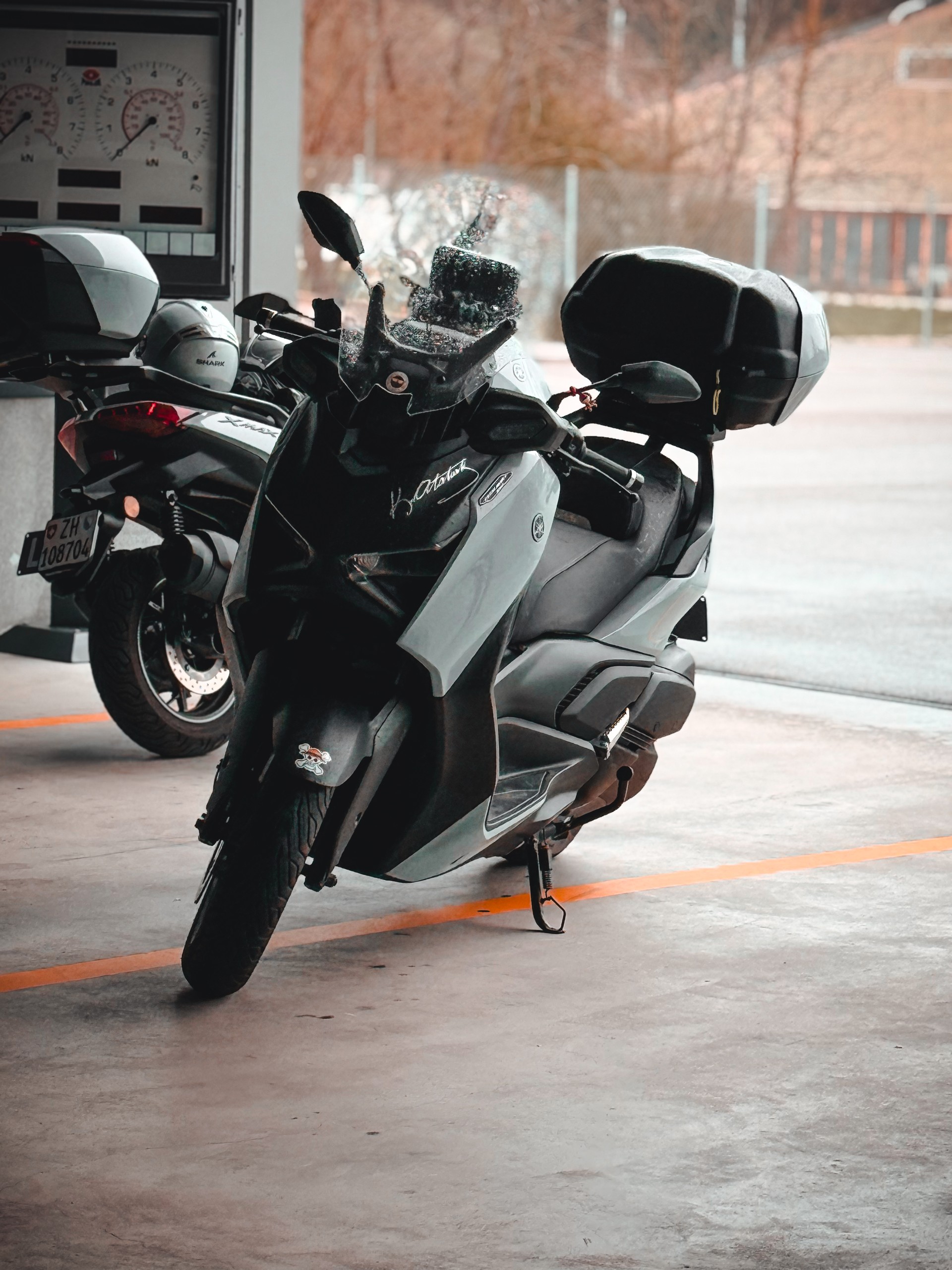 YAMAHA X-Max 300 Tech Max Plus-image-8