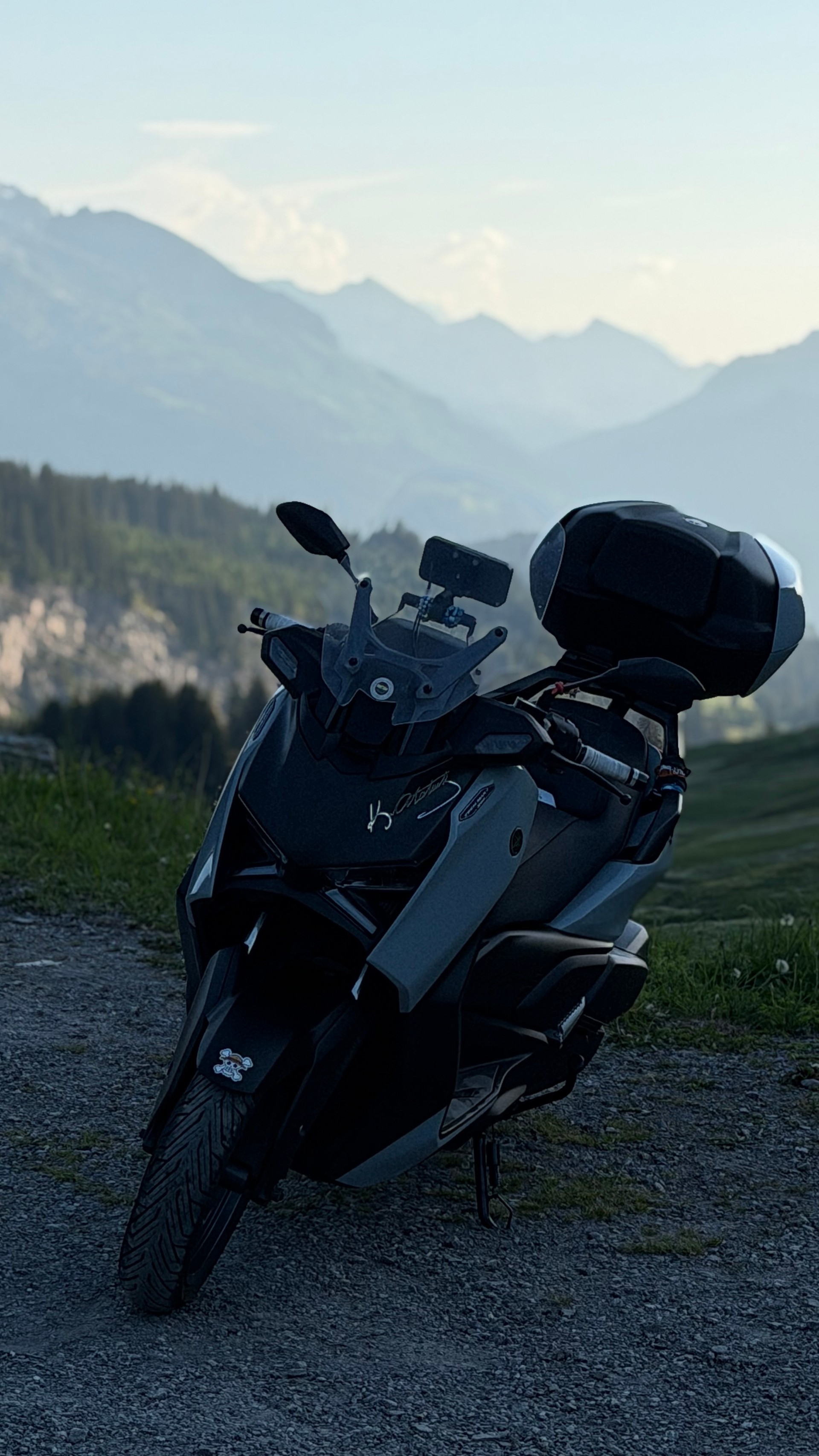 YAMAHA X-Max 300 Tech Max Plus-image-3
