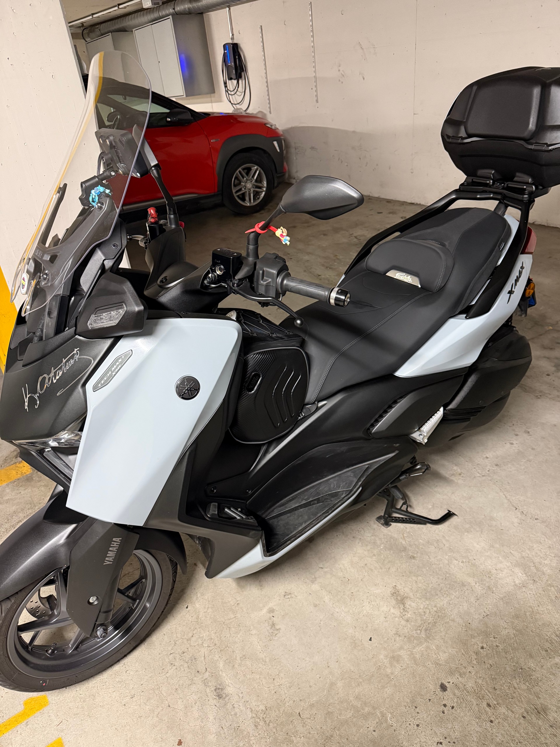 YAMAHA X-Max 300 Tech Max Plus-image-13