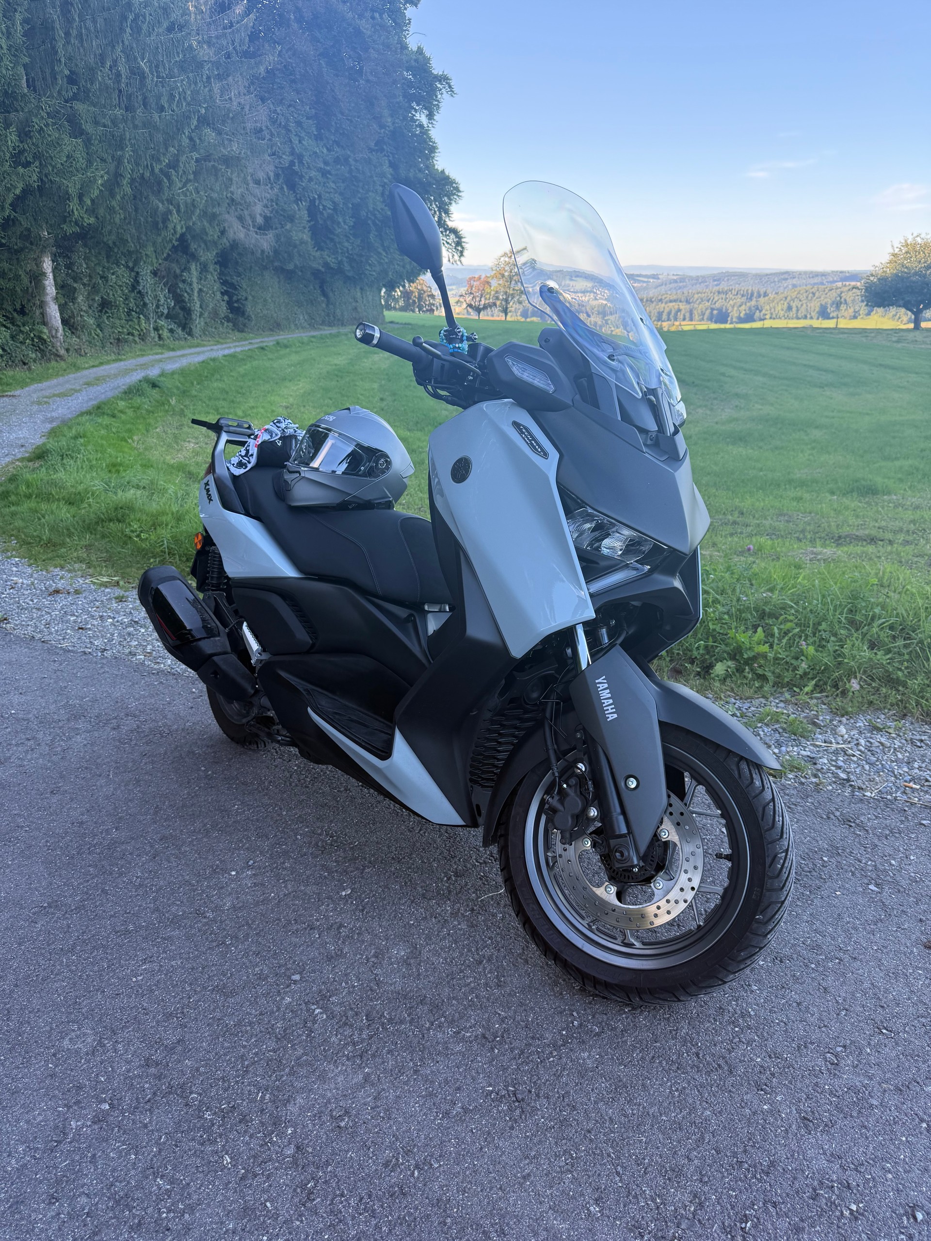 YAMAHA X-Max 300 Tech Max Plus-image-14