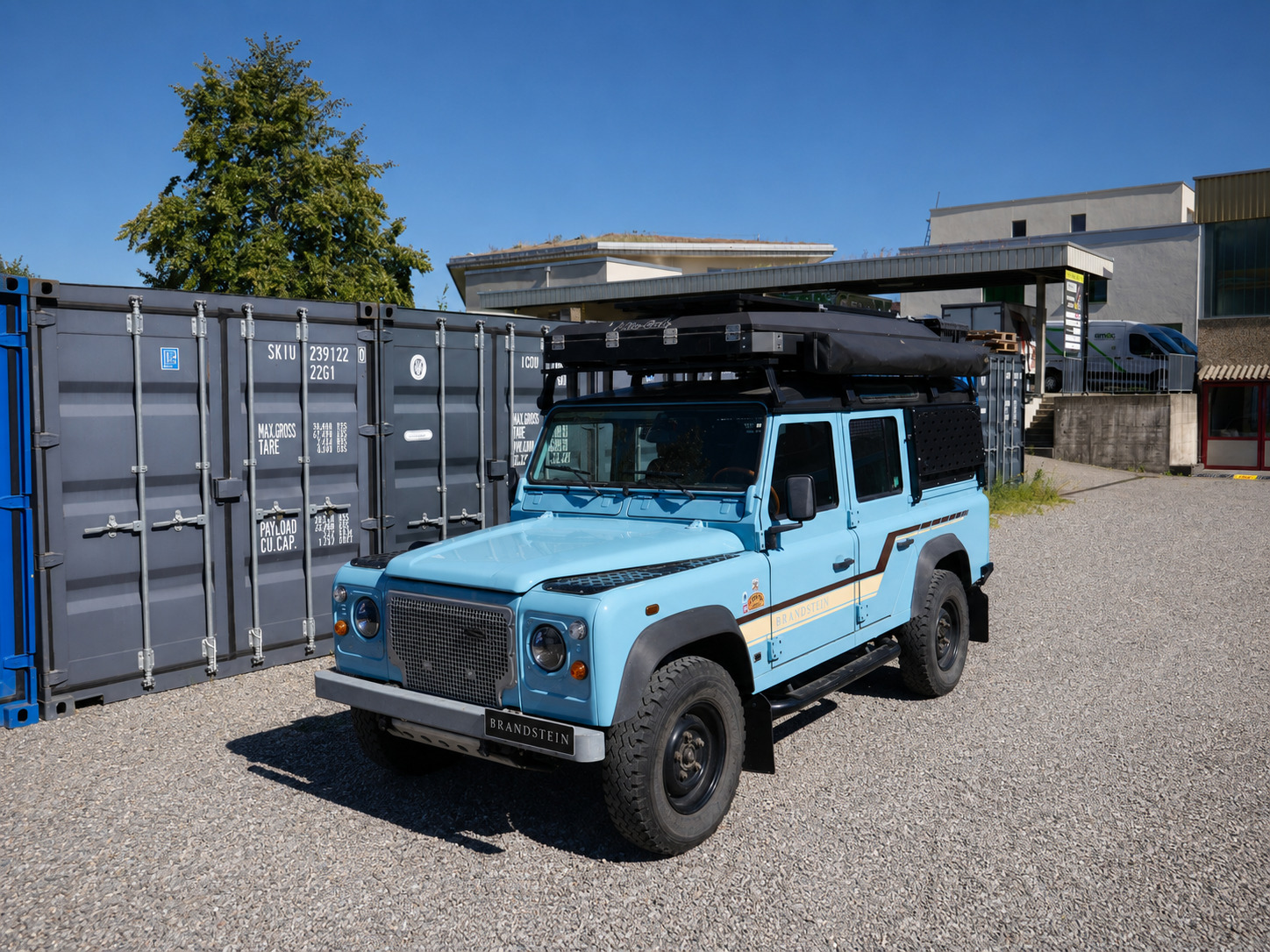 LAND ROVER DEFENDER-image-15