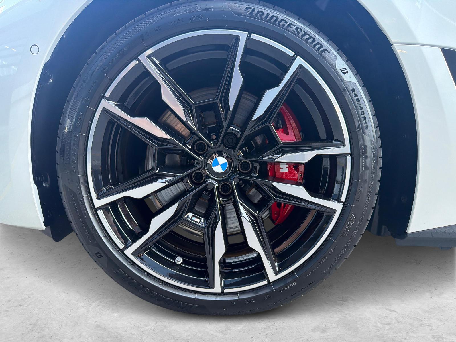 BMW i4 M60-image-19
