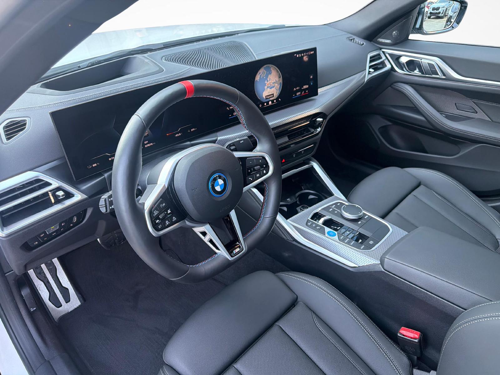 BMW i4 M60-image-12