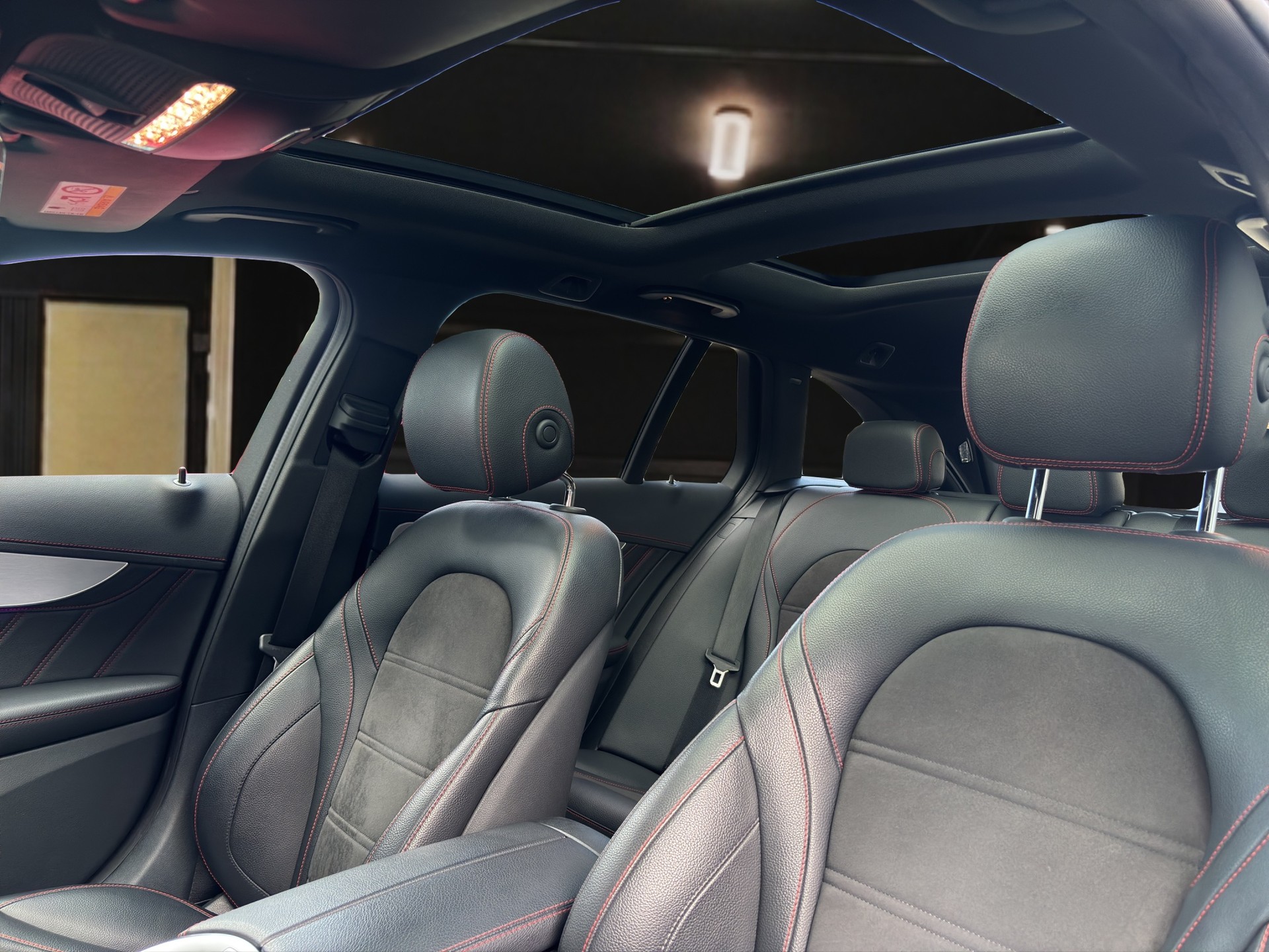 MERCEDES-BENZ C 43 AMG 4matic Kombi-image-12