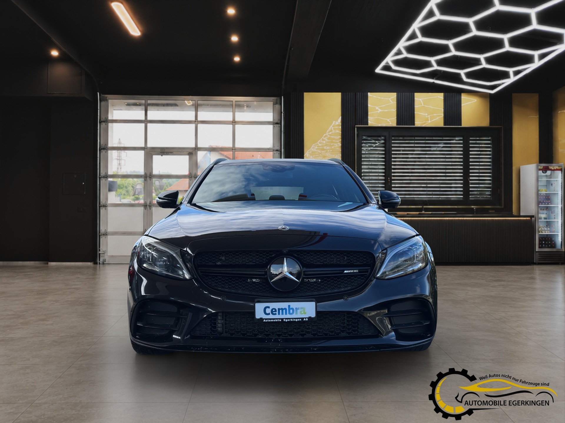 MERCEDES-BENZ C 43 AMG 4matic Kombi-showroom-element-1