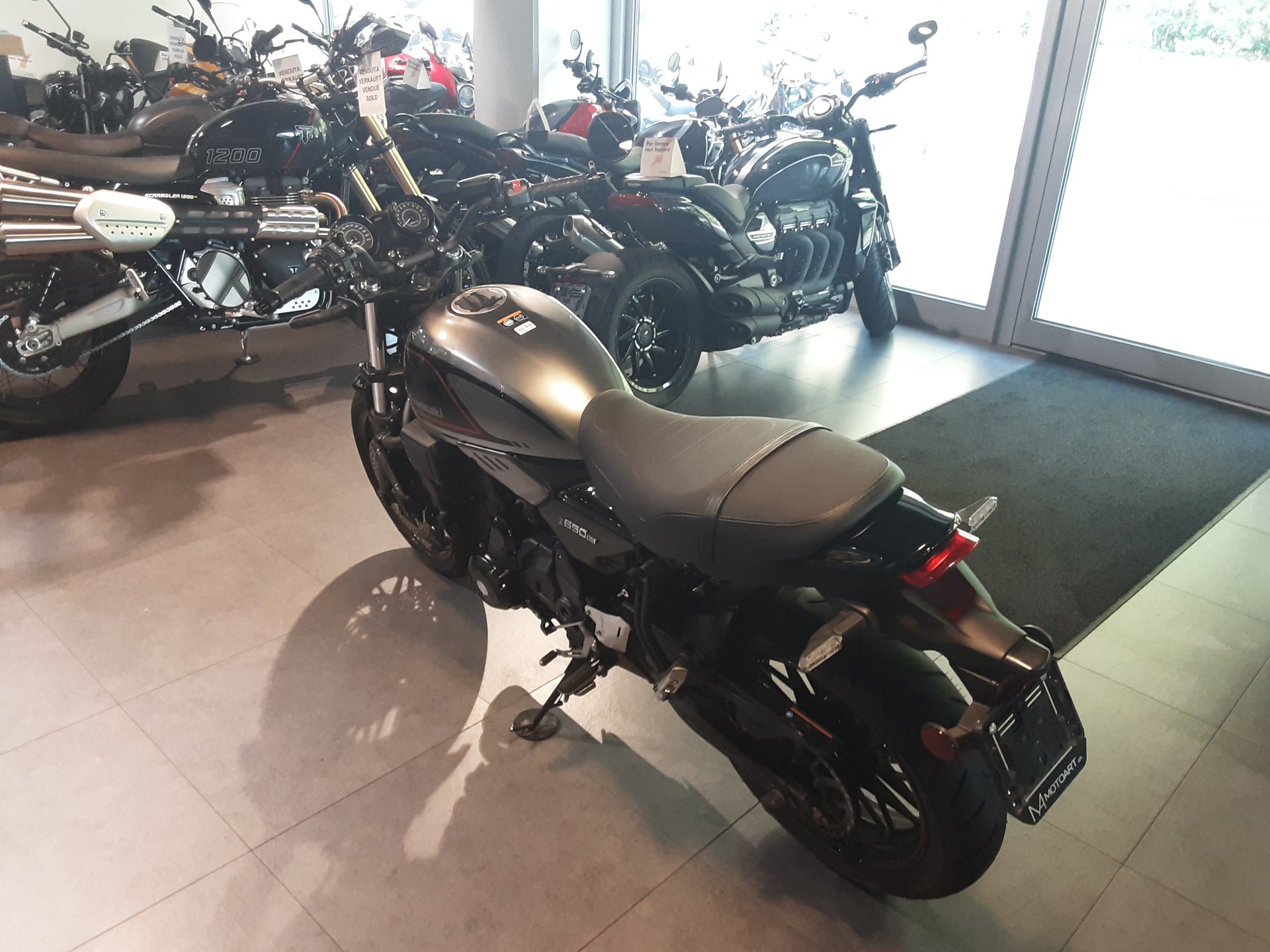 KAWASAKI Z 650 RS-image-5
