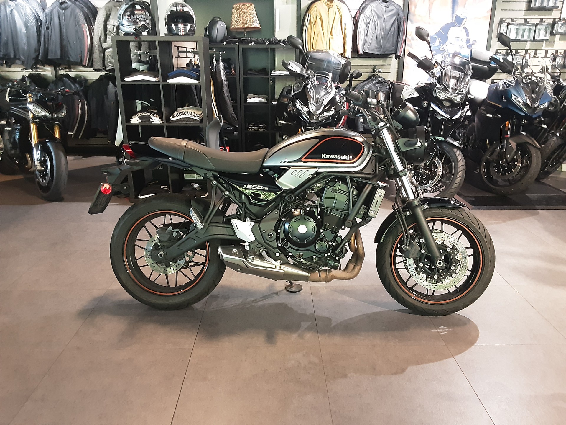 KAWASAKI Z 650 RS-image-0
