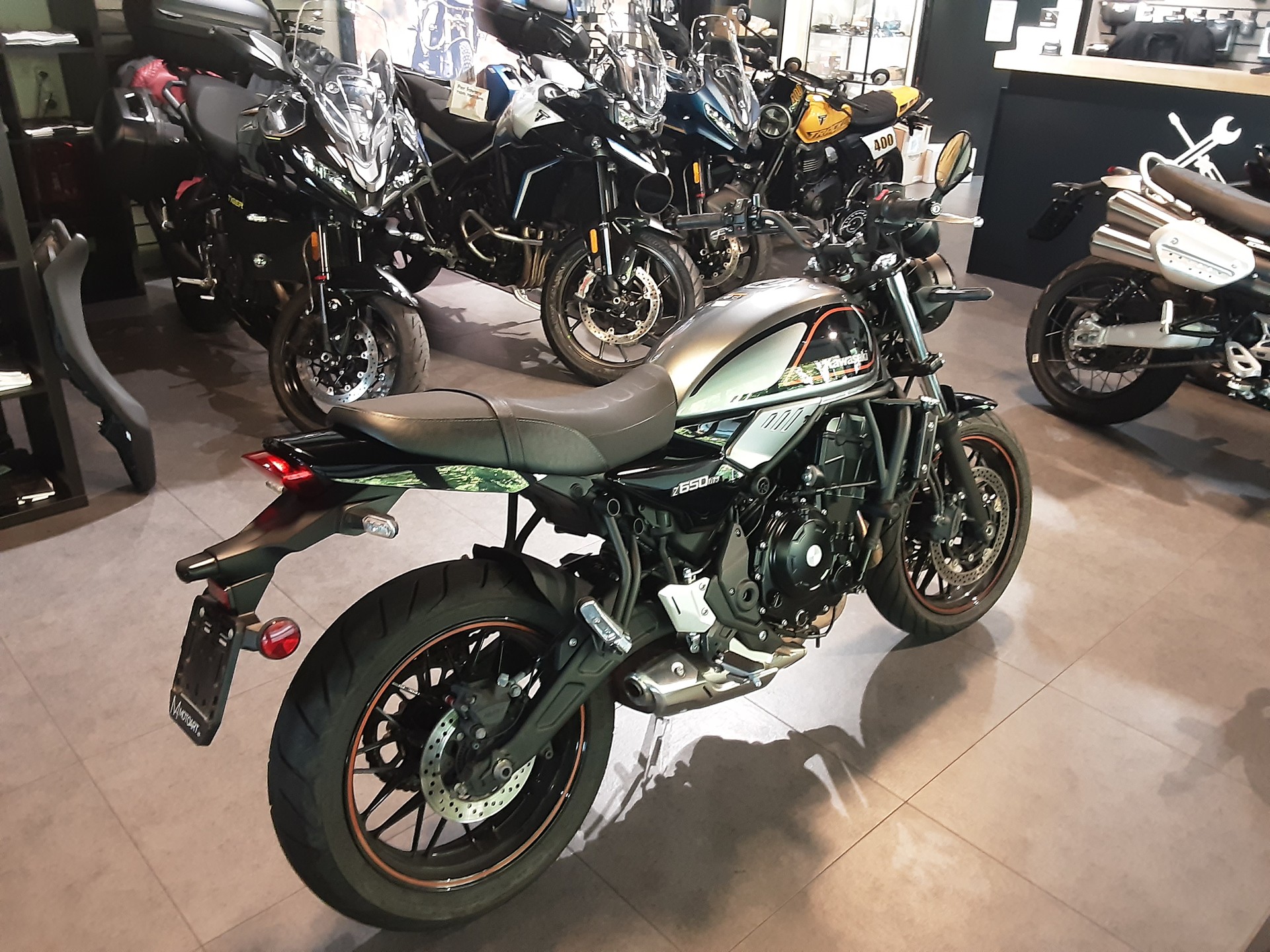 KAWASAKI Z 650 RS-image-4