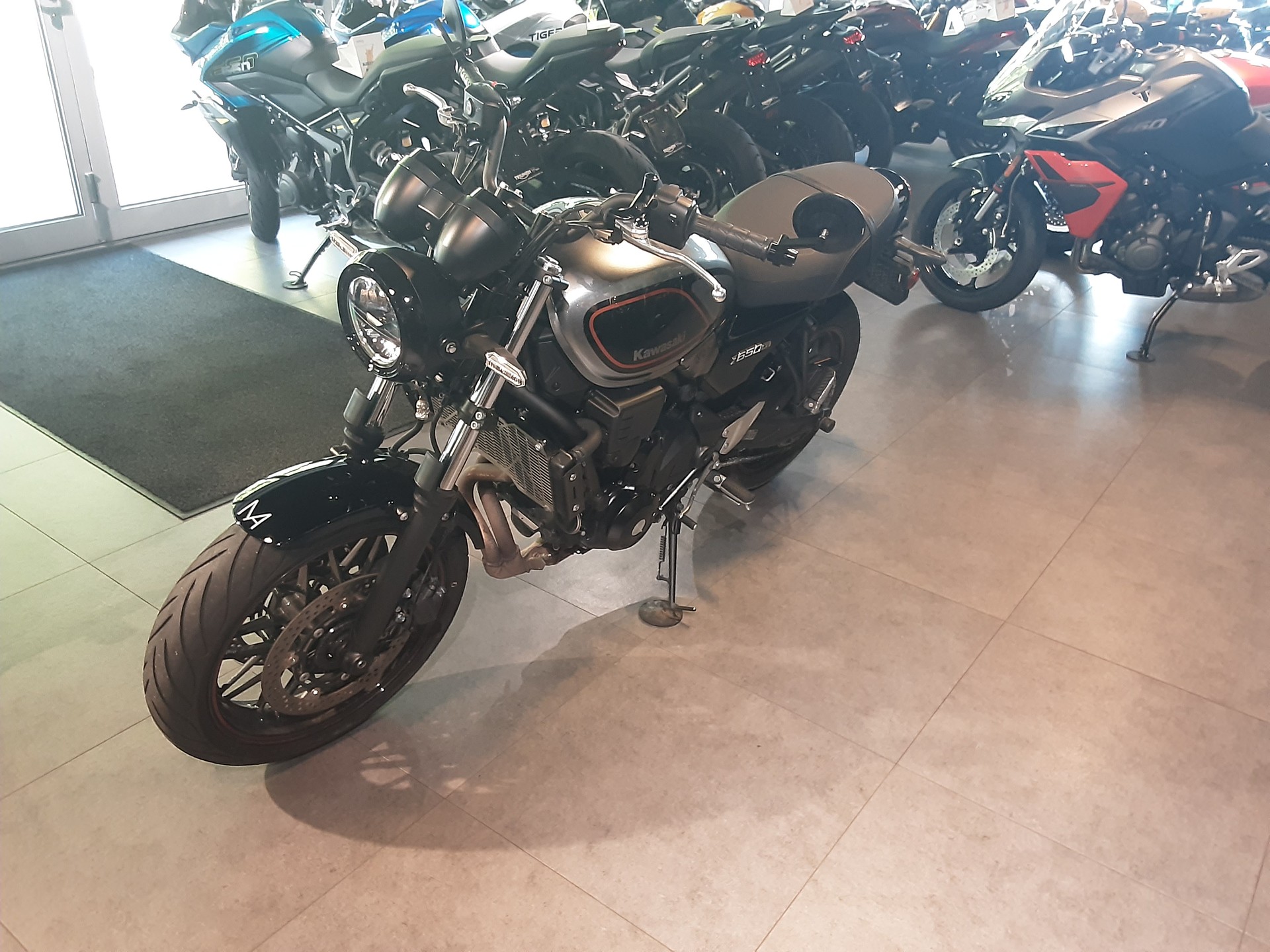 KAWASAKI Z 650 RS-image-3