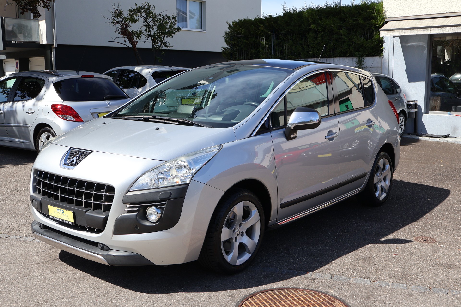 PEUGEOT 3008 1.6 16V T Platinum Tiptronic-image-1