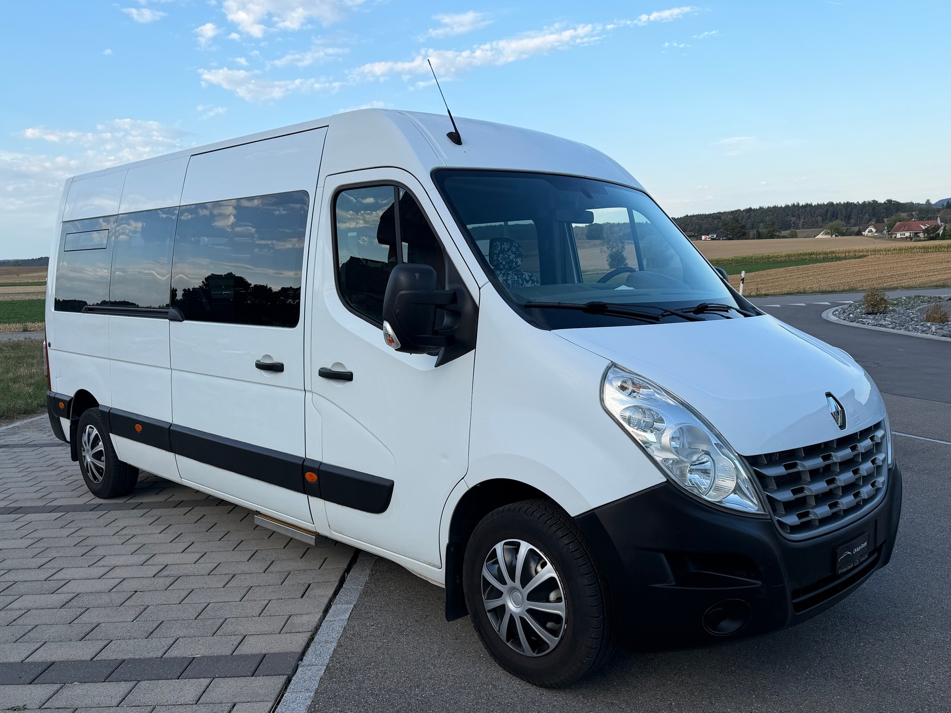 RENAULT Master 2.3 dci 8 plätze Frisch ab MFK