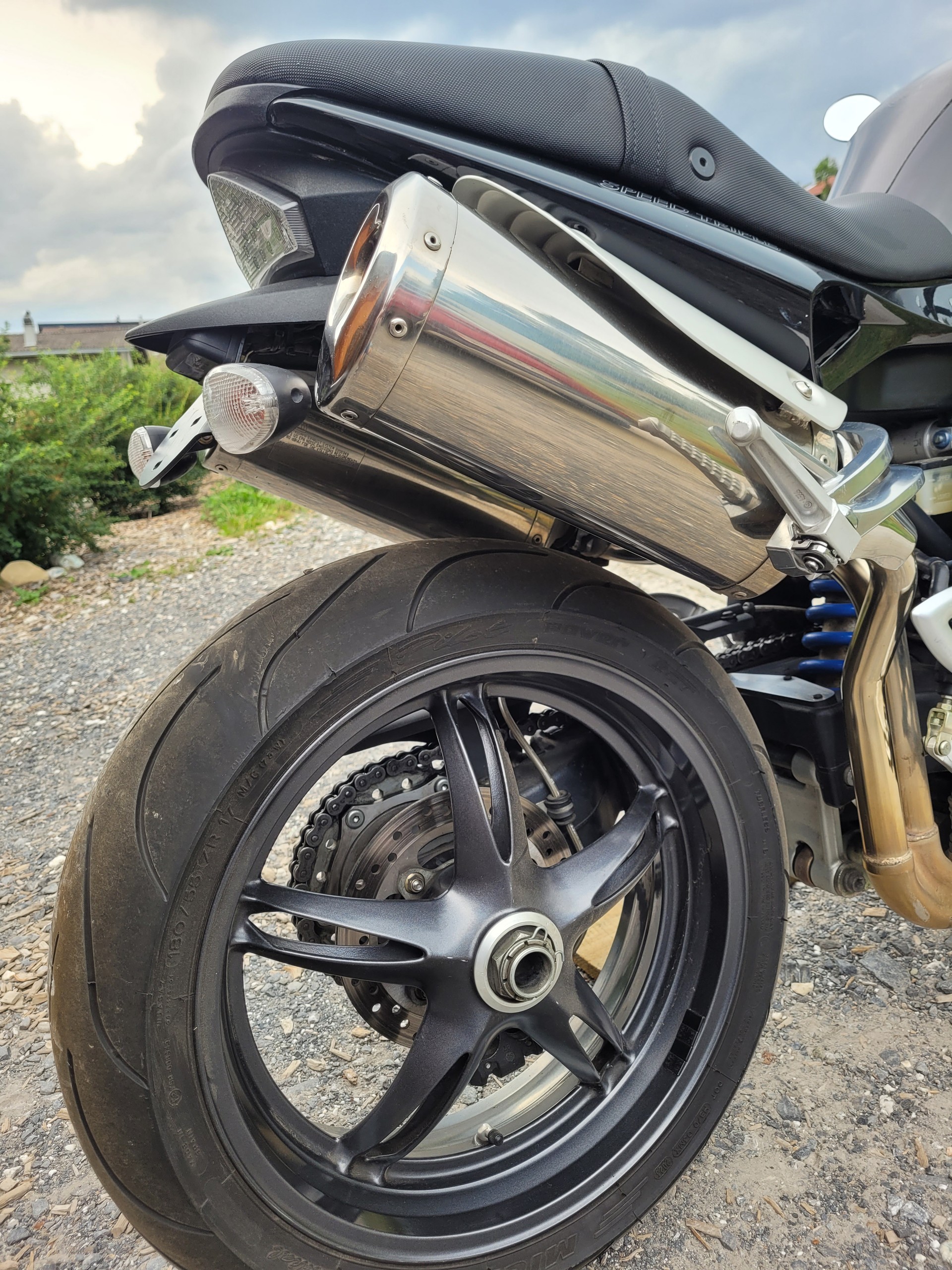 TRIUMPH Speed Triple 1050-image-3