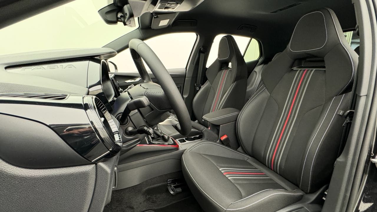 SKODA Fabia 1.0 TSI Monte Carlo DSG-image-4