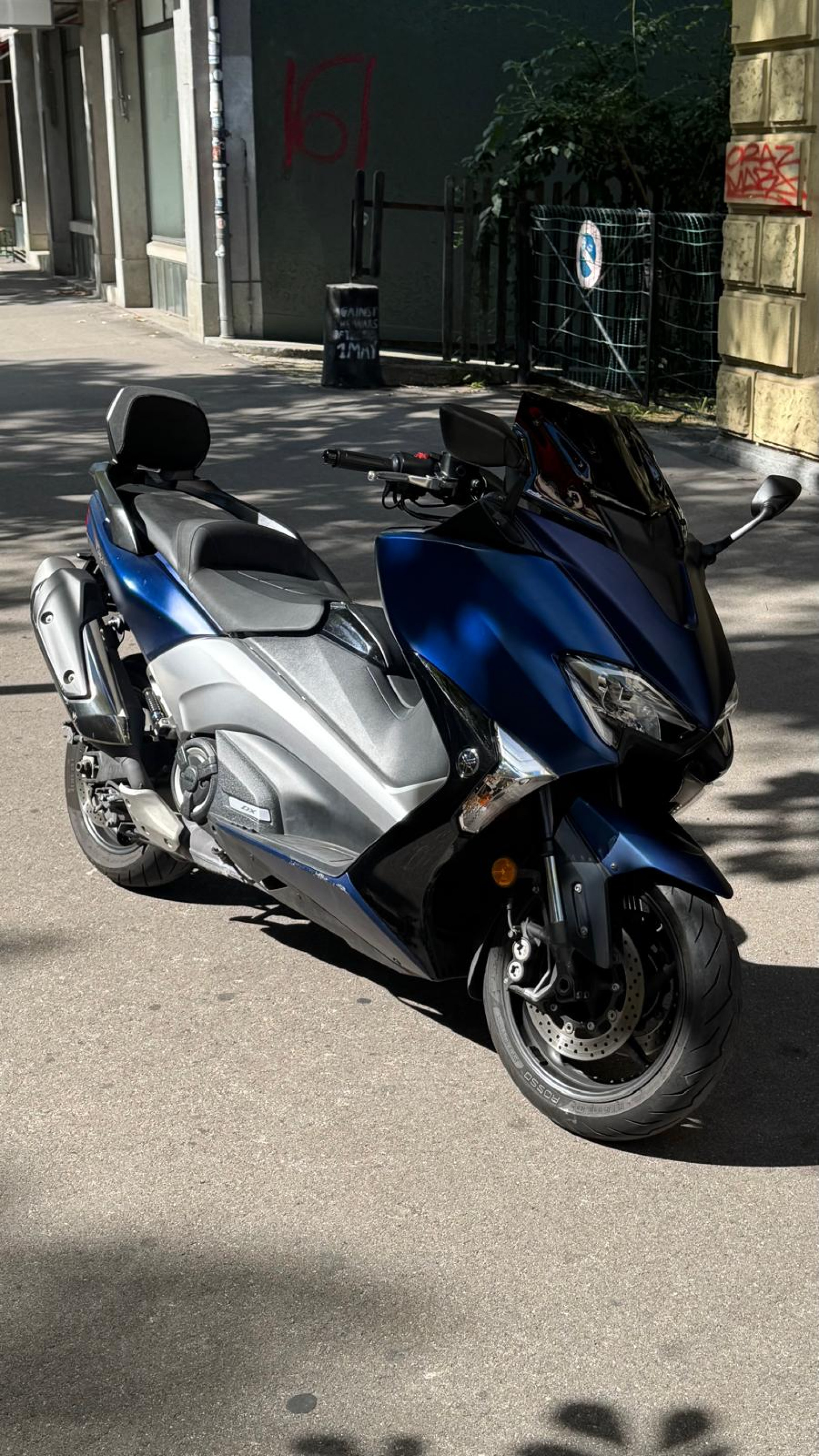 YAMAHA TMax 530 DX-image-2