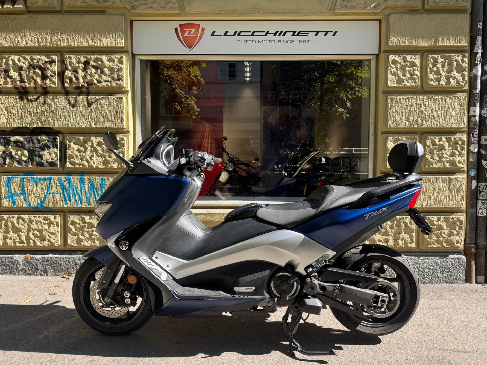 YAMAHA TMax 530 DX-image-1