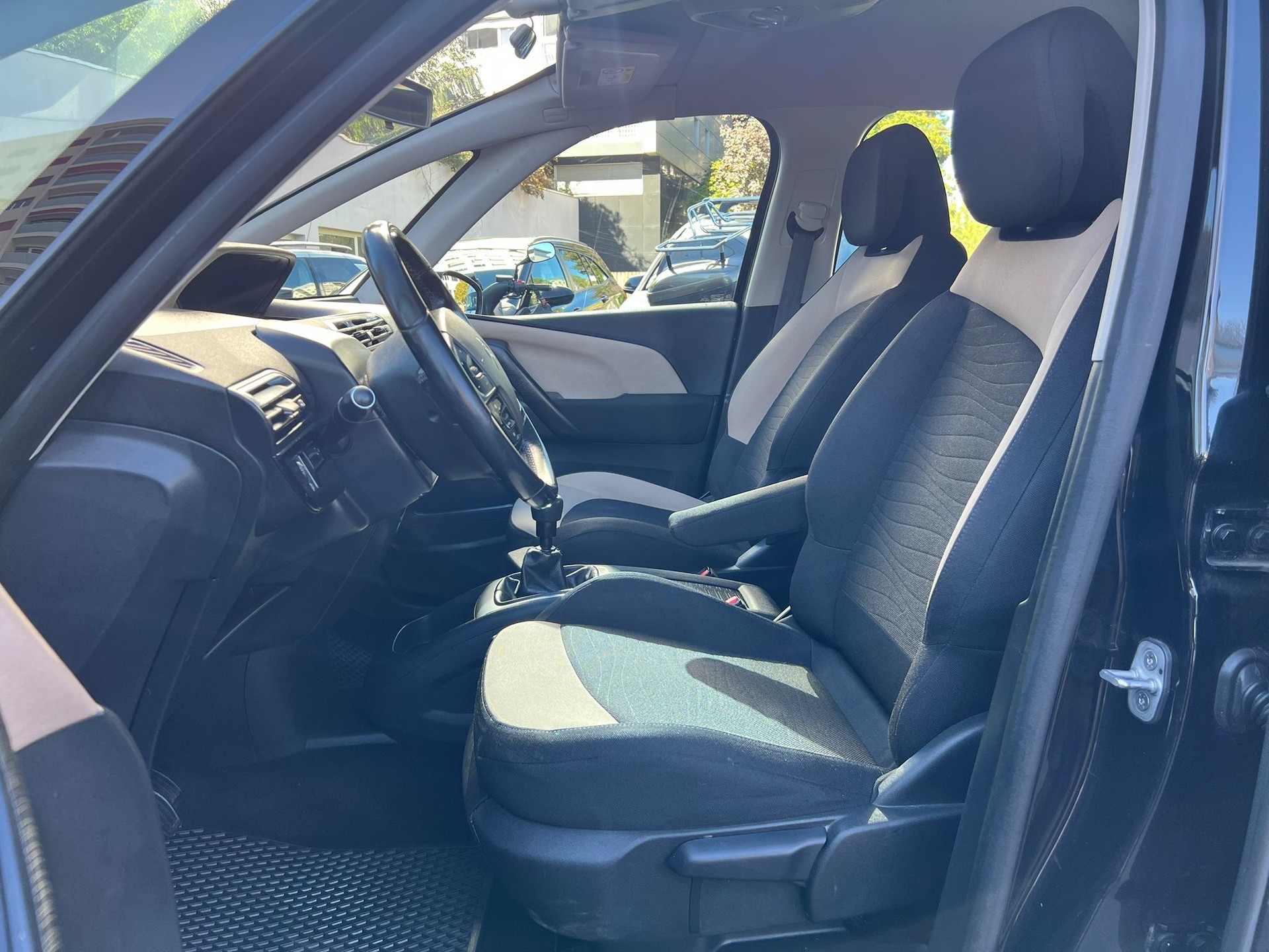 CITROEN C4 Picasso 1.6i 16V THP Intensive-image-7
