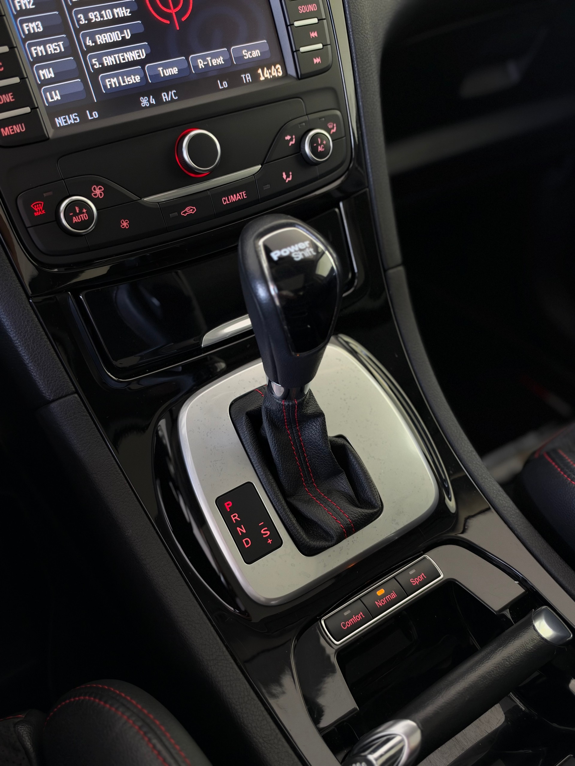 FORD S-Max 2.0 SCTi TitaniumS PowerShift-image-13