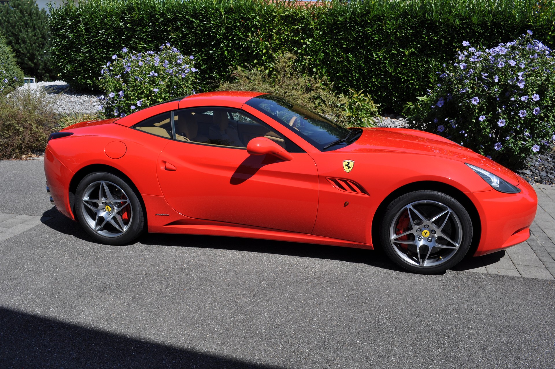 FERRARI 4.3