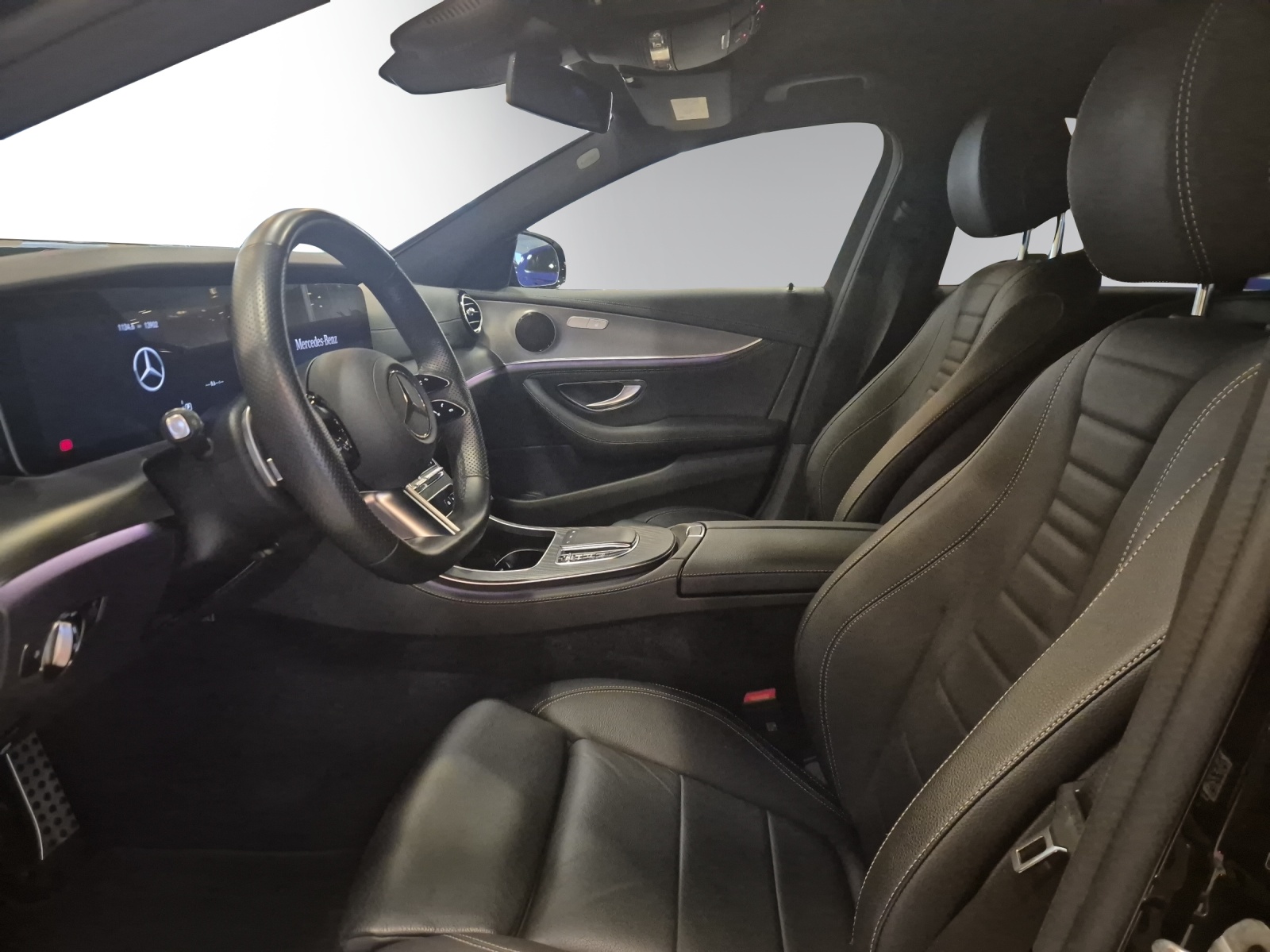 MERCEDES-BENZ E 300 de T 4Matic EQ Star 9G-Tronic-image-8