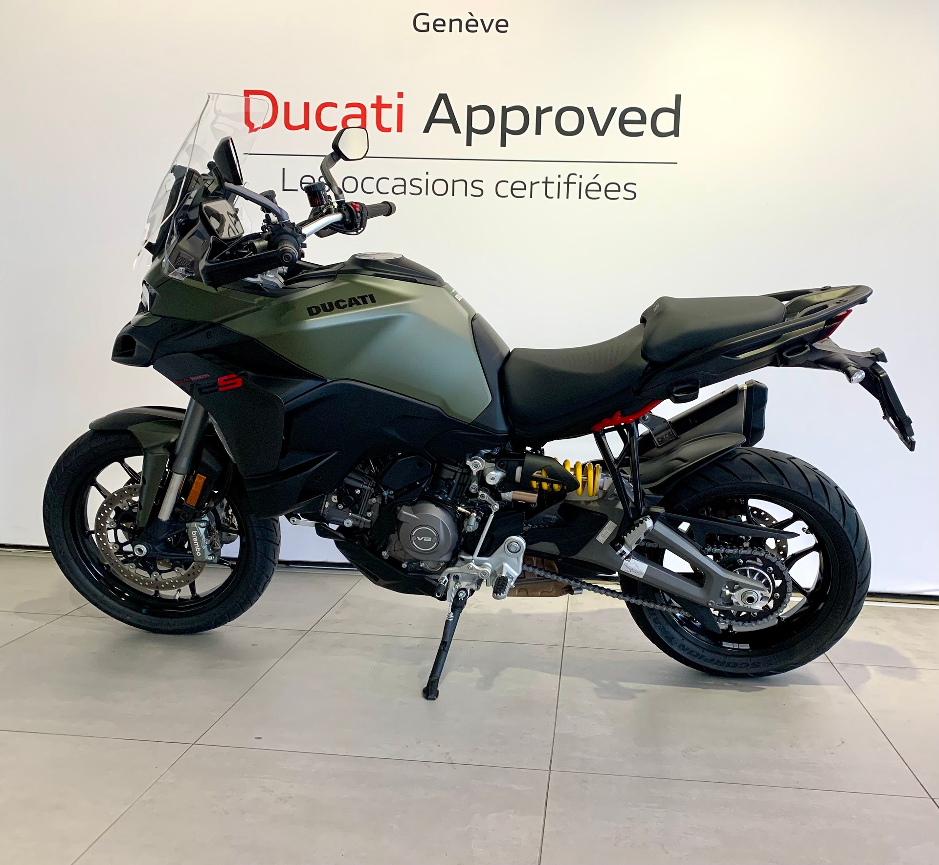 DUCATI Multistrada V2 S-image-1
