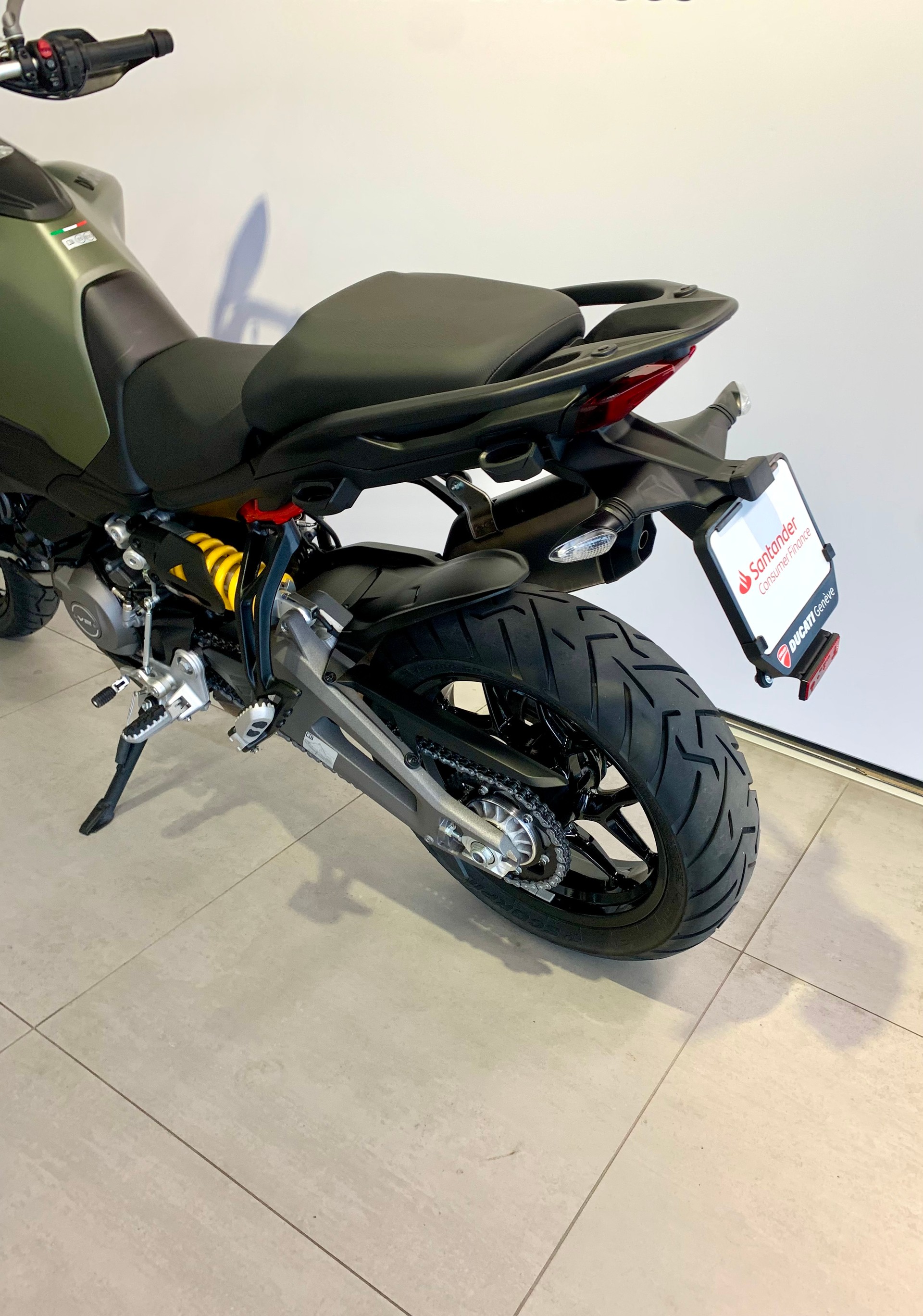 DUCATI Multistrada V2 S-image-8