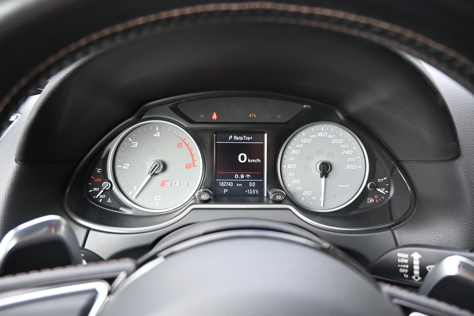 AUDI SQ5 3.0 V6 TDI quattro tiptronic 313PS-image-17