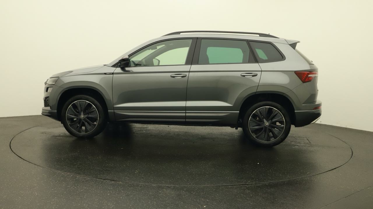 SKODA Karoq 1.5 TSI SportLine DSG-showroom-element-1