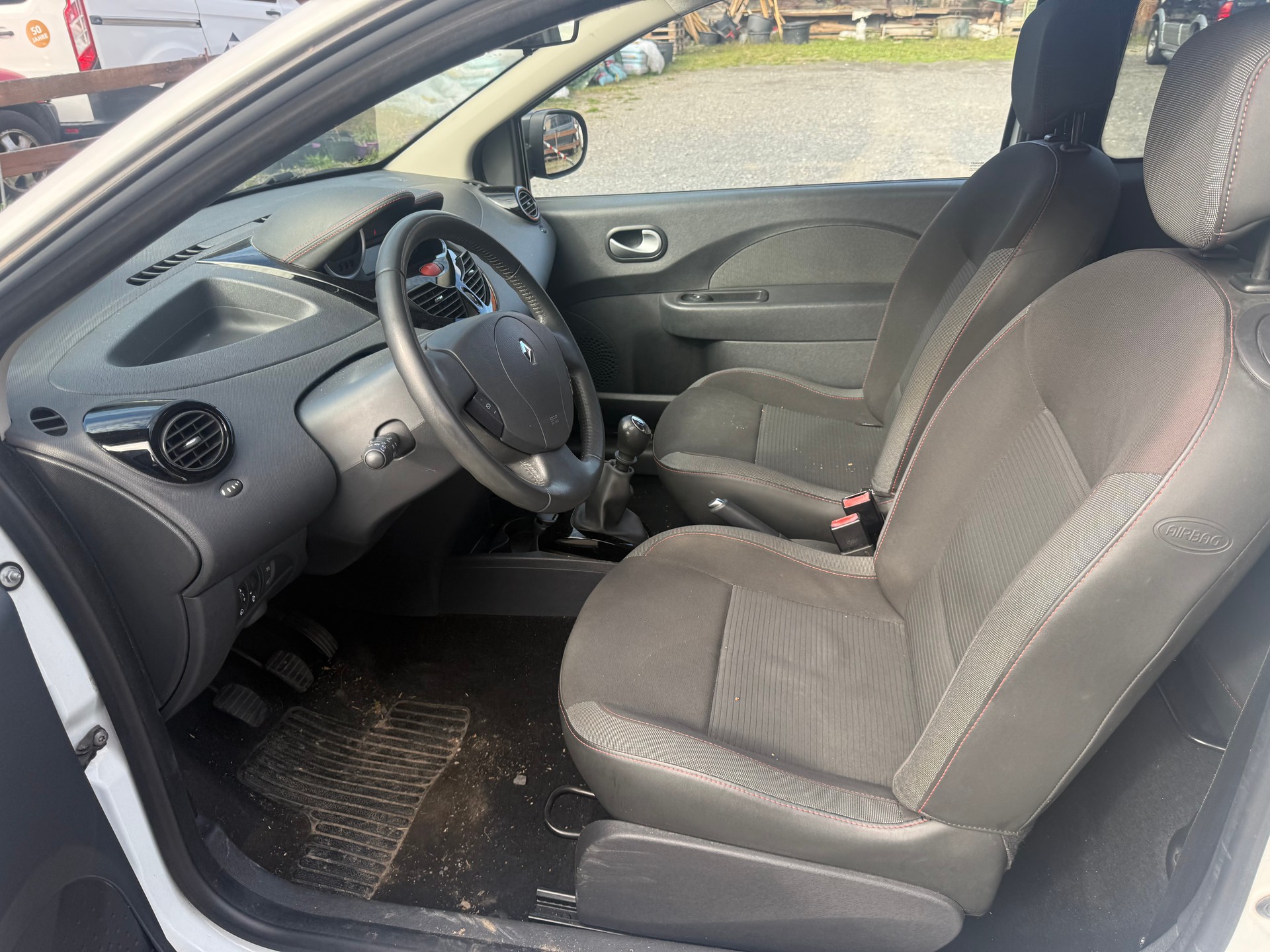 RENAULT Twingo 1.2 16V Dynamique-image-5