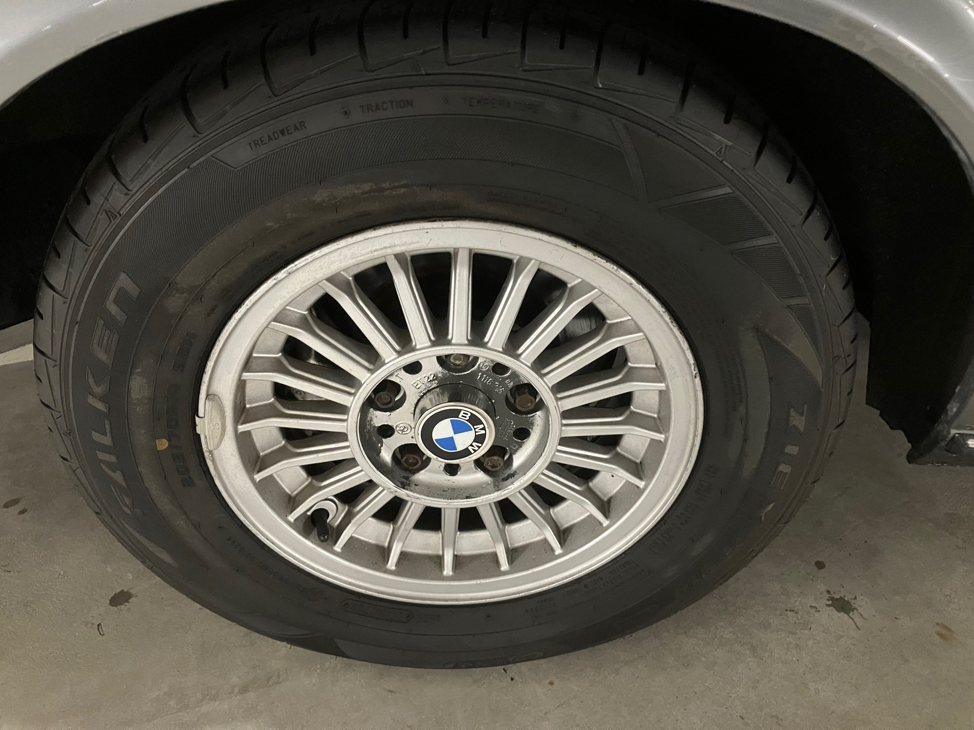 BMW 745i Automat e23 Veteran-image-11