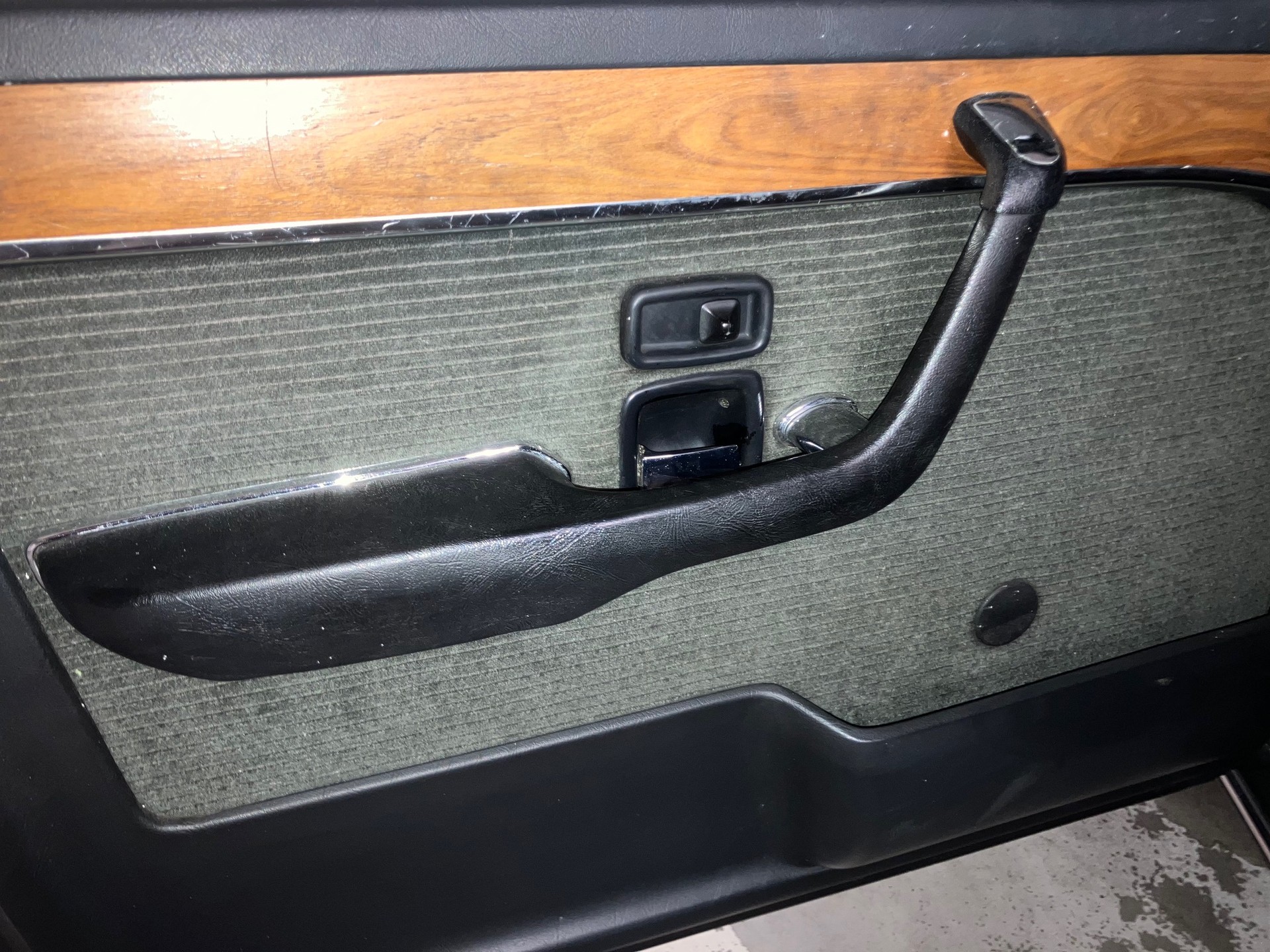 BMW 745i Automat e23 Veteran-image-9