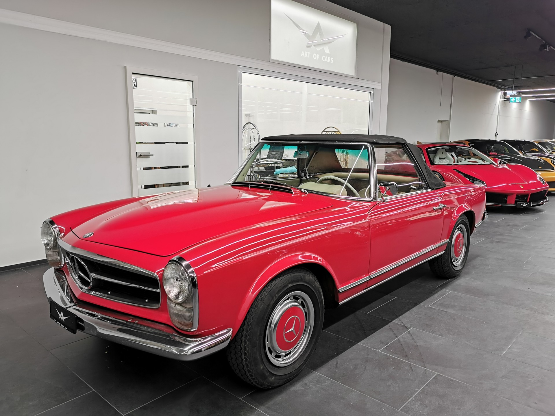 MERCEDES-BENZ Pagode SL 230 SL Cabrio Veteranfahrzeug Oldtimer W 113-image-2