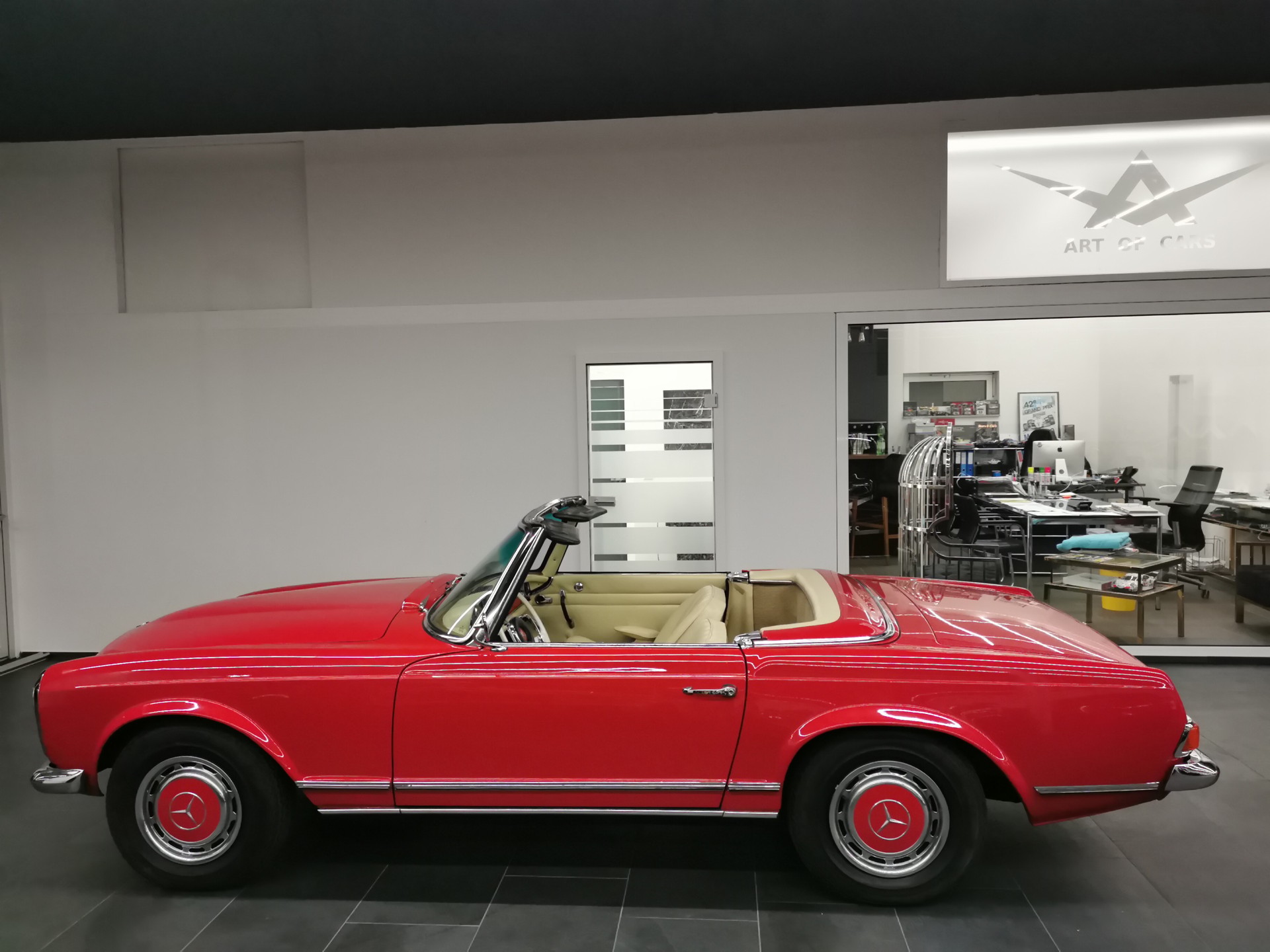 MERCEDES-BENZ Pagode SL 230 SL Cabrio Veteranfahrzeug Oldtimer W 113-image-4