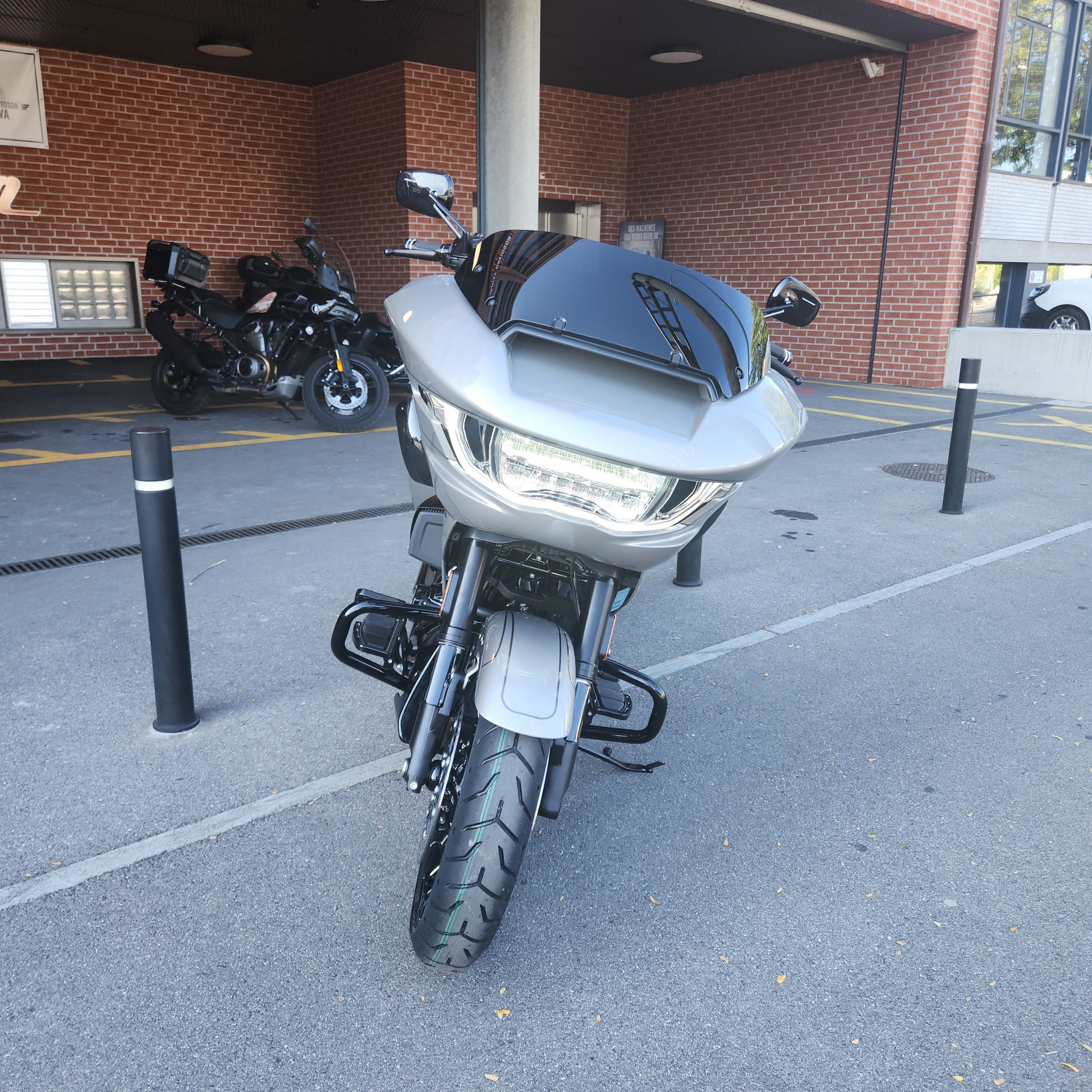 HARLEY-DAVIDSON FLTRXSE Road Glide 121 CVO-image-1