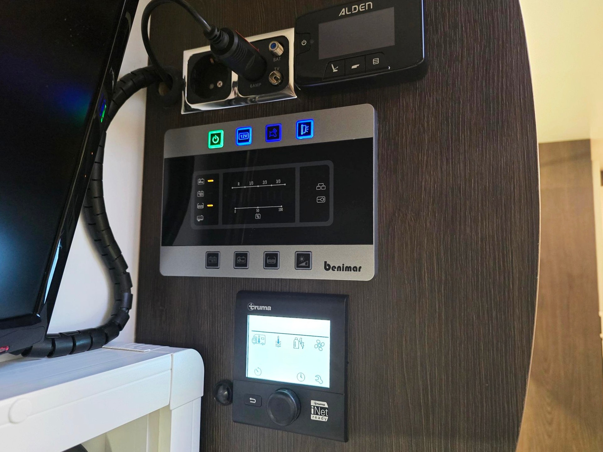 BENIMAR TESSORO T 483 2,0 TDCI DIESEL AUTOMAT FORD-image-15