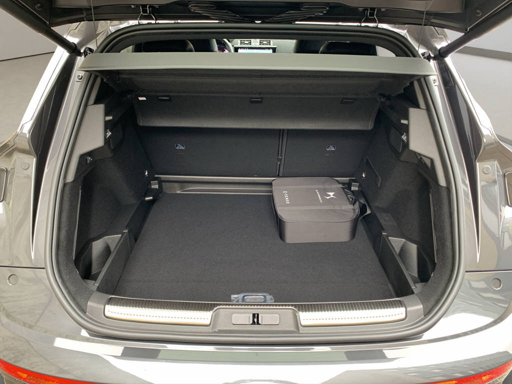 DS AUTOMOBILES DS7 E-Tense 300ch 4x4 Ligne Noire-image-10