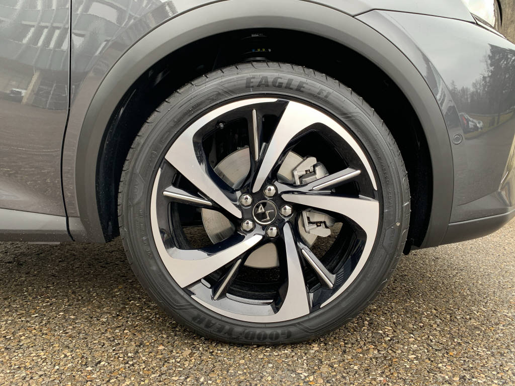 DS AUTOMOBILES DS7 E-Tense 300ch 4x4 Ligne Noire-image-15